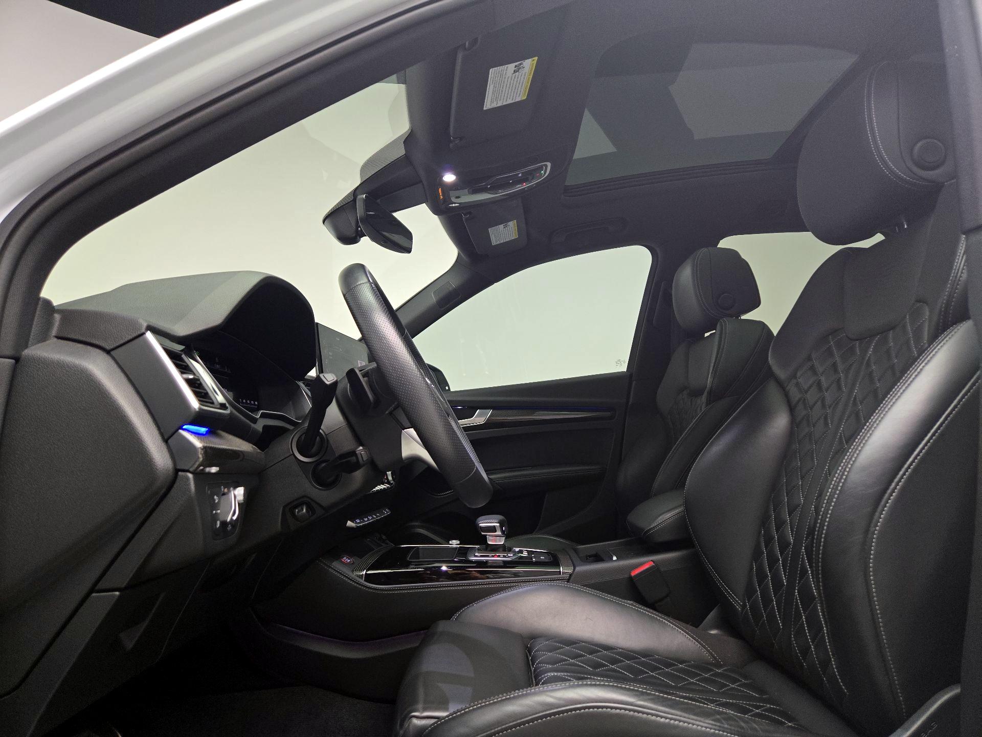 Thumbnail: 2021 Audi SQ5 - 20