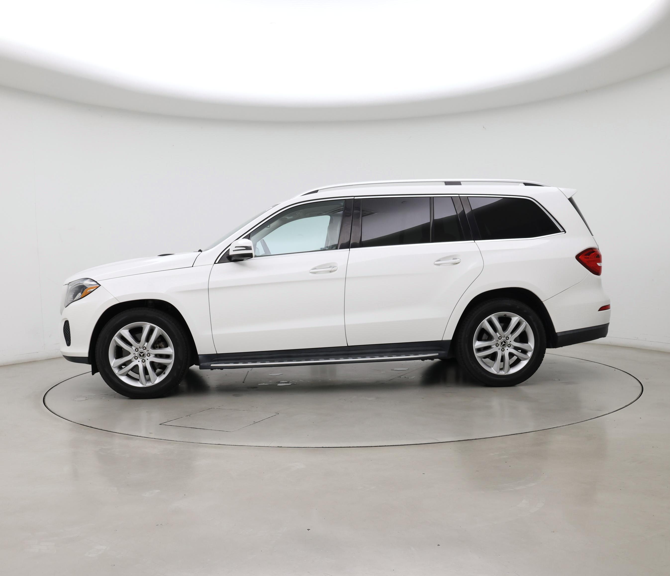 Thumbnail: 2019 Mercedes-Benz GLS - 3