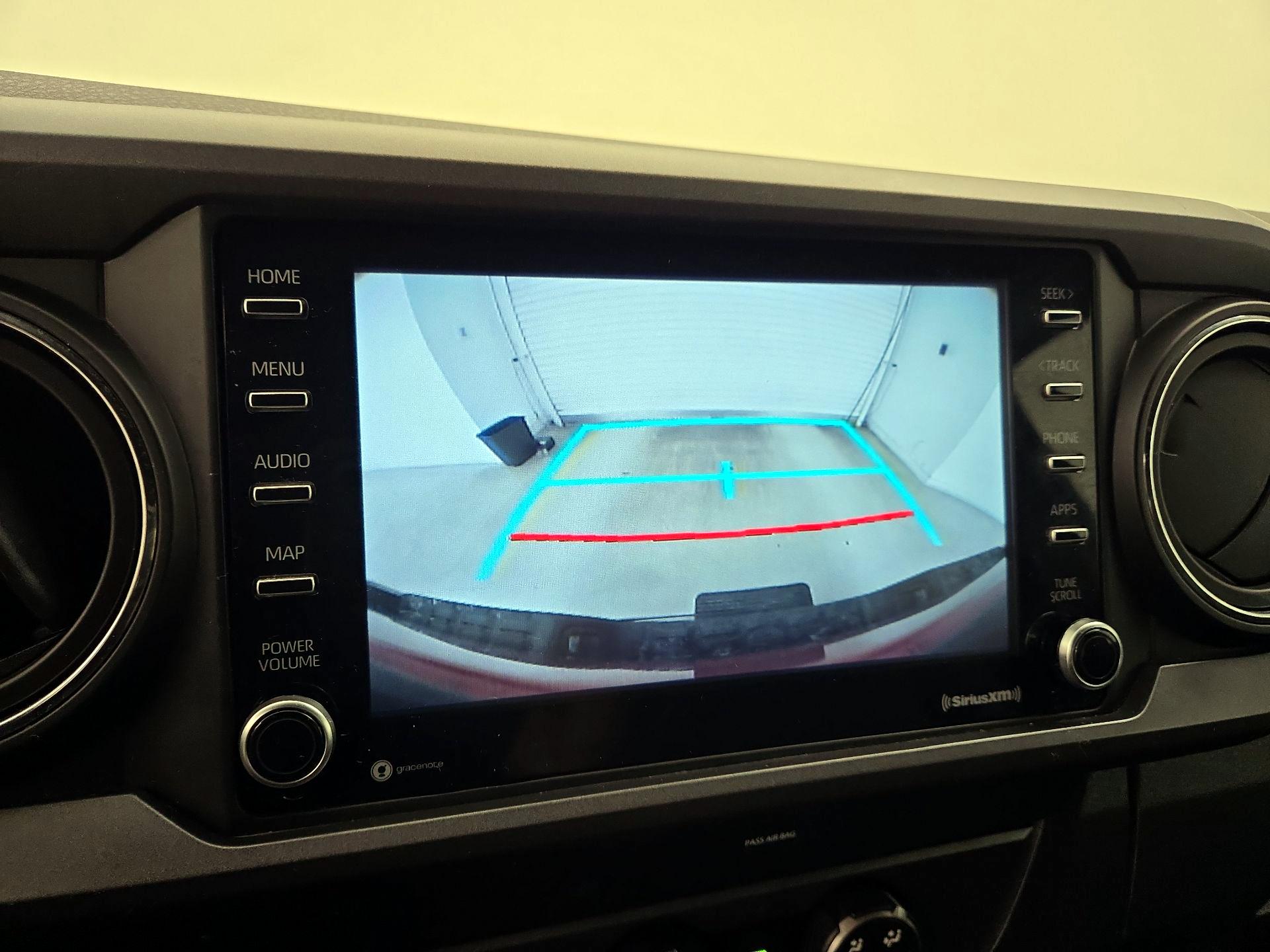 Thumbnail: 2020 Toyota Tacoma - 14