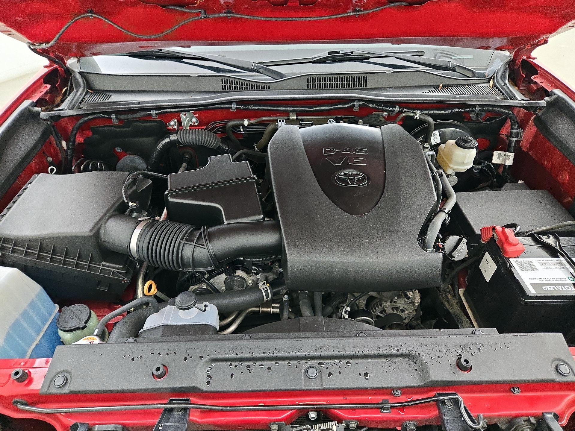 Thumbnail: 2020 Toyota Tacoma - 20