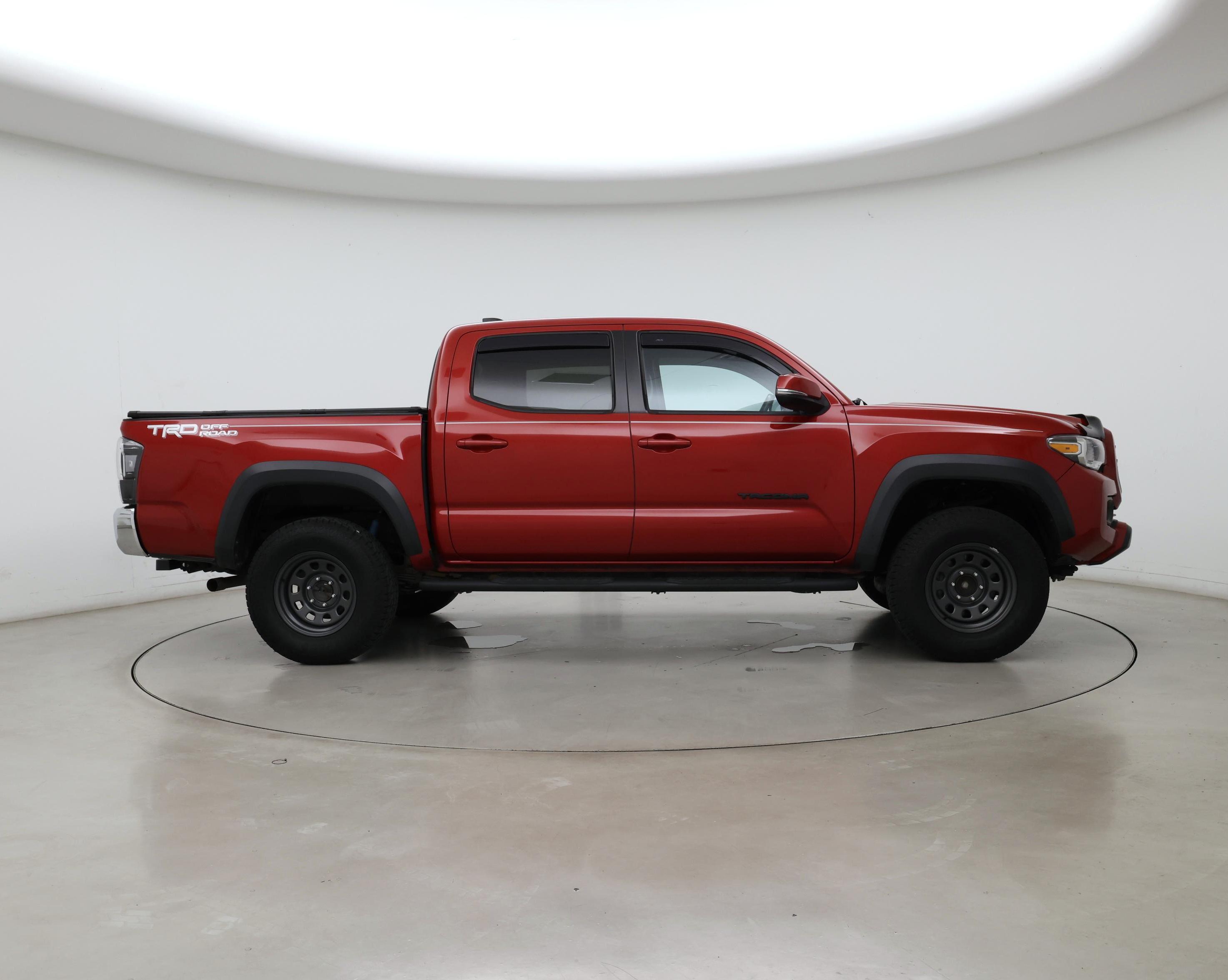 Thumbnail: 2020 Toyota Tacoma - 7