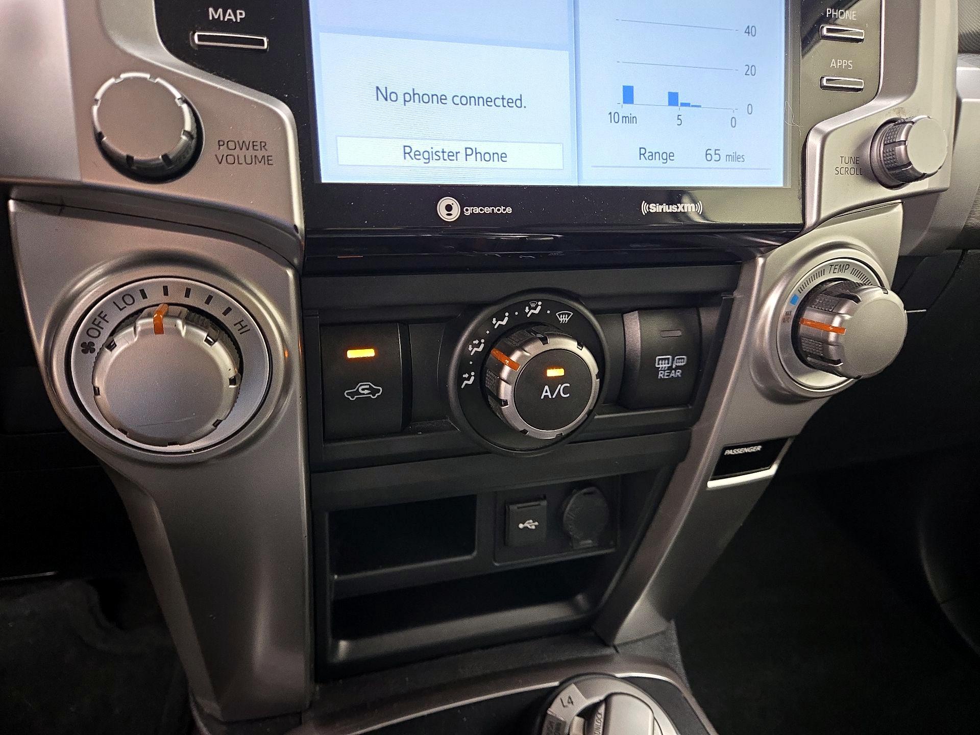 Thumbnail: 2020 Toyota 4Runner - 16