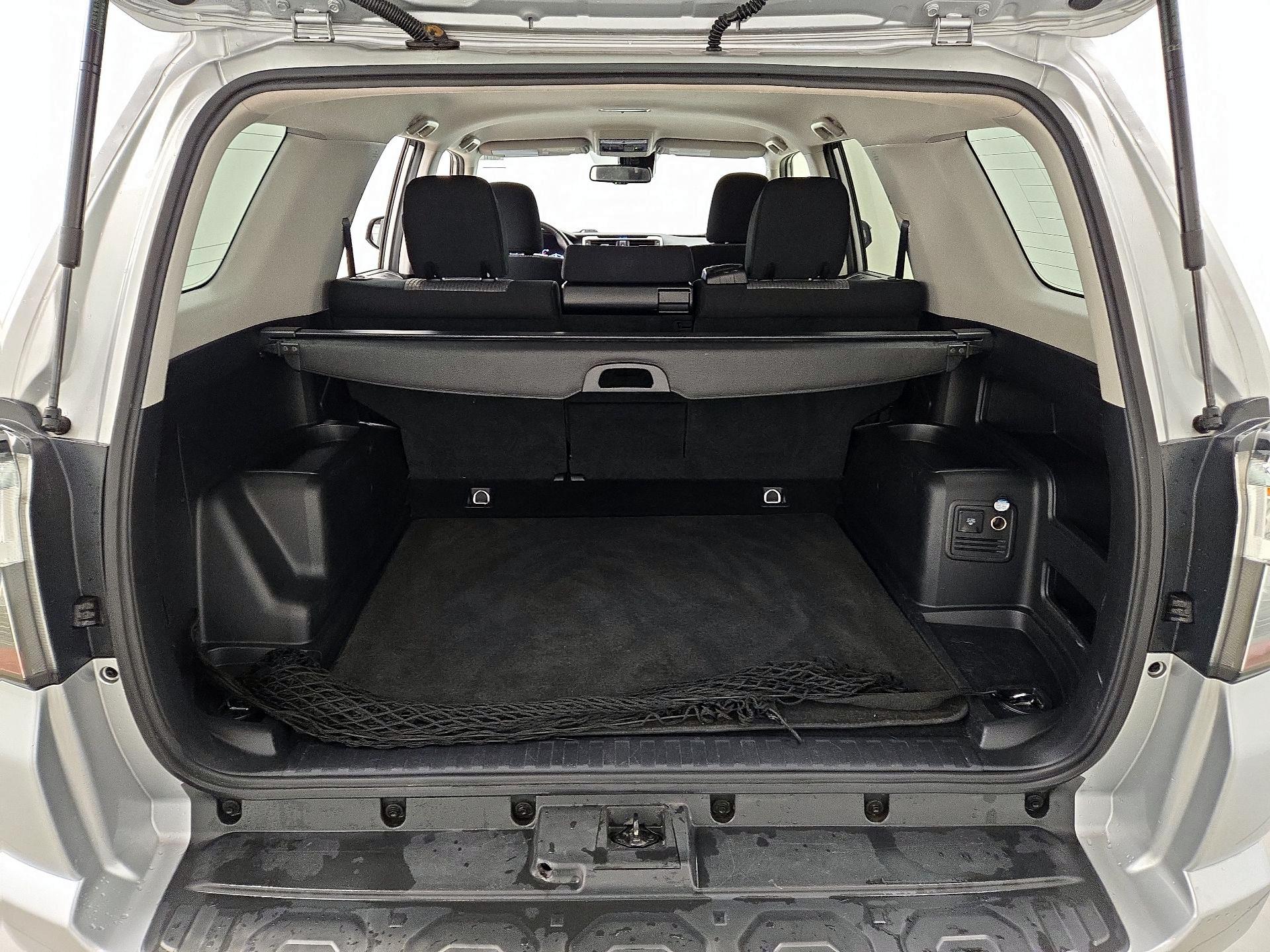 Thumbnail: 2020 Toyota 4Runner - 20