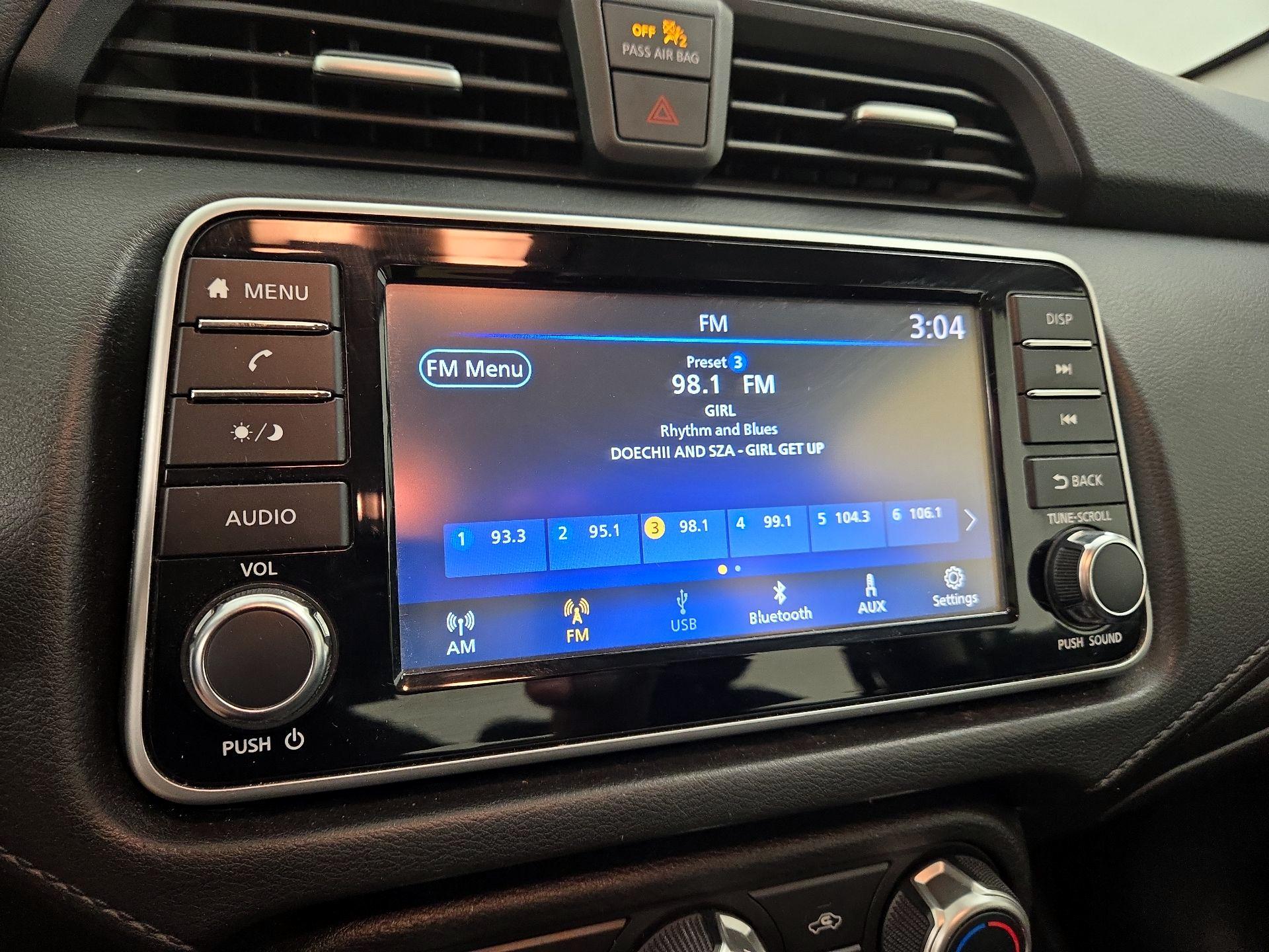 Thumbnail: 2020 Nissan Versa - 15