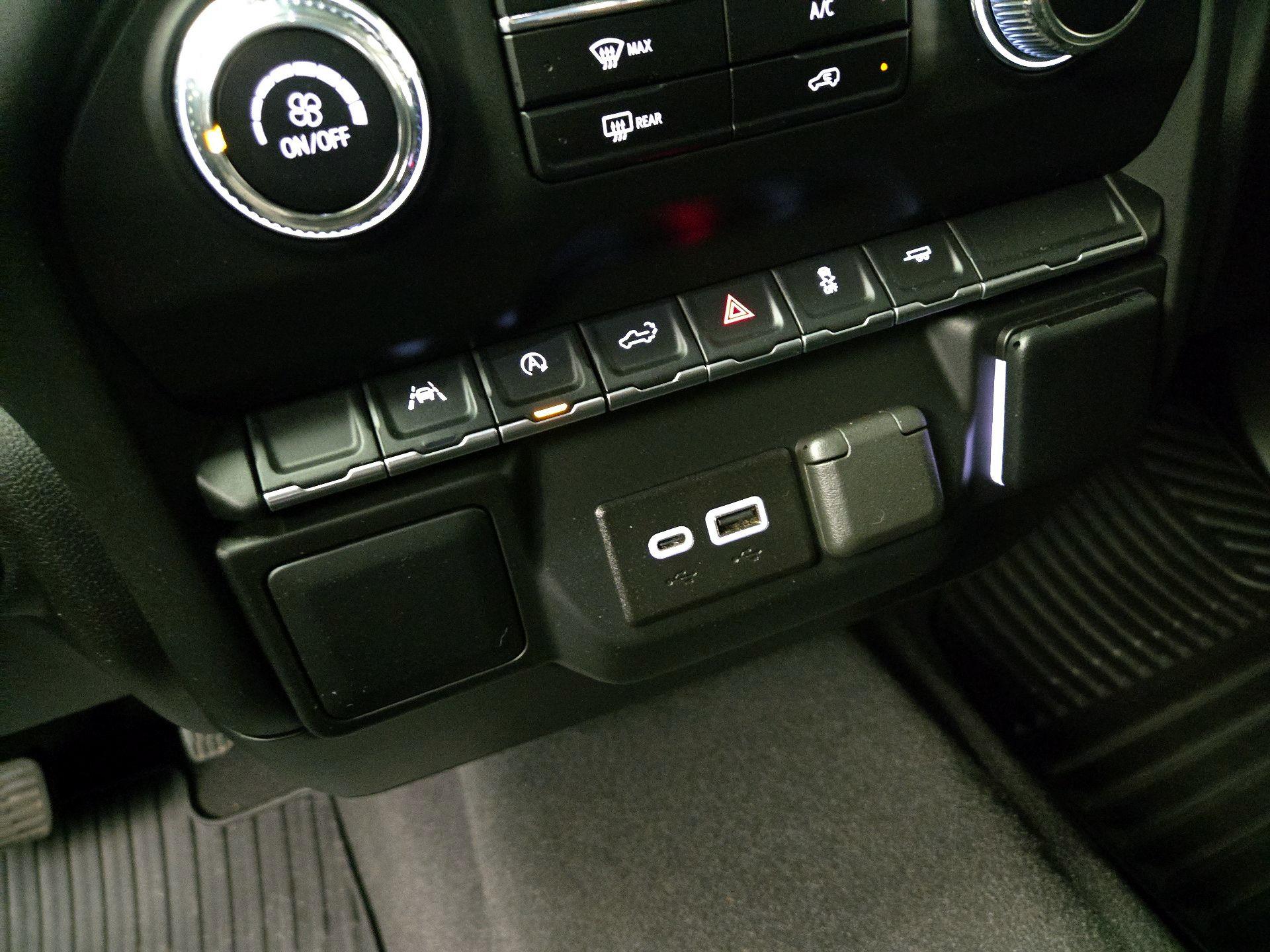 Thumbnail: 2024 GMC Sierra 1500 - 18