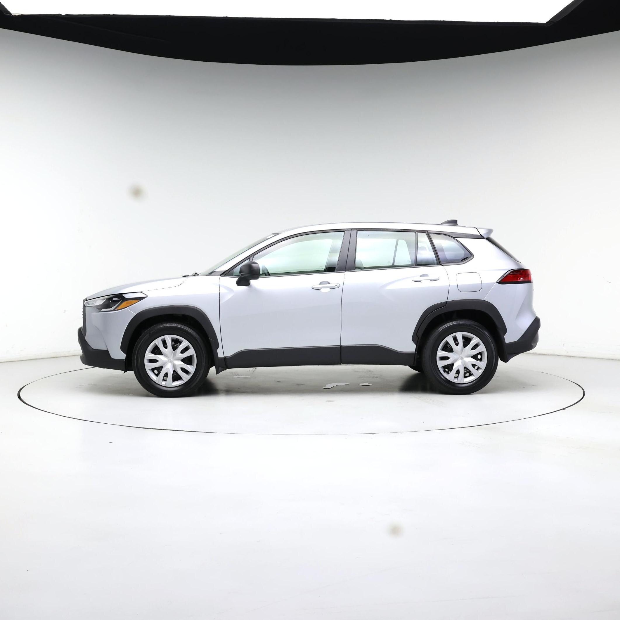 Thumbnail: 2023 Toyota Corolla Cross - 3