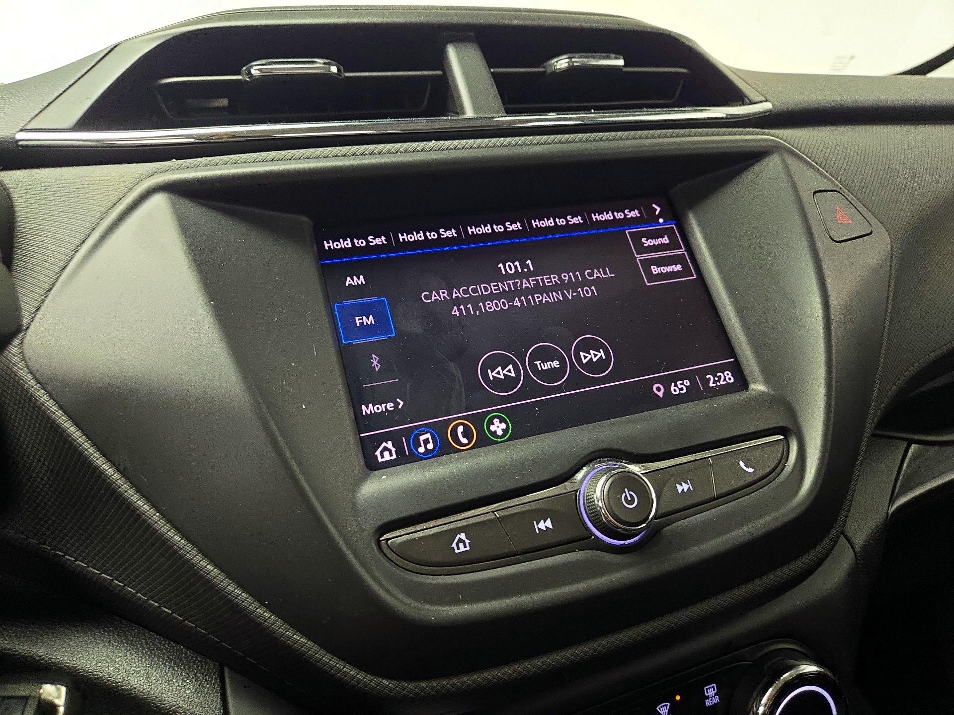 Thumbnail: 2021 Chevrolet TrailBlazer - 15