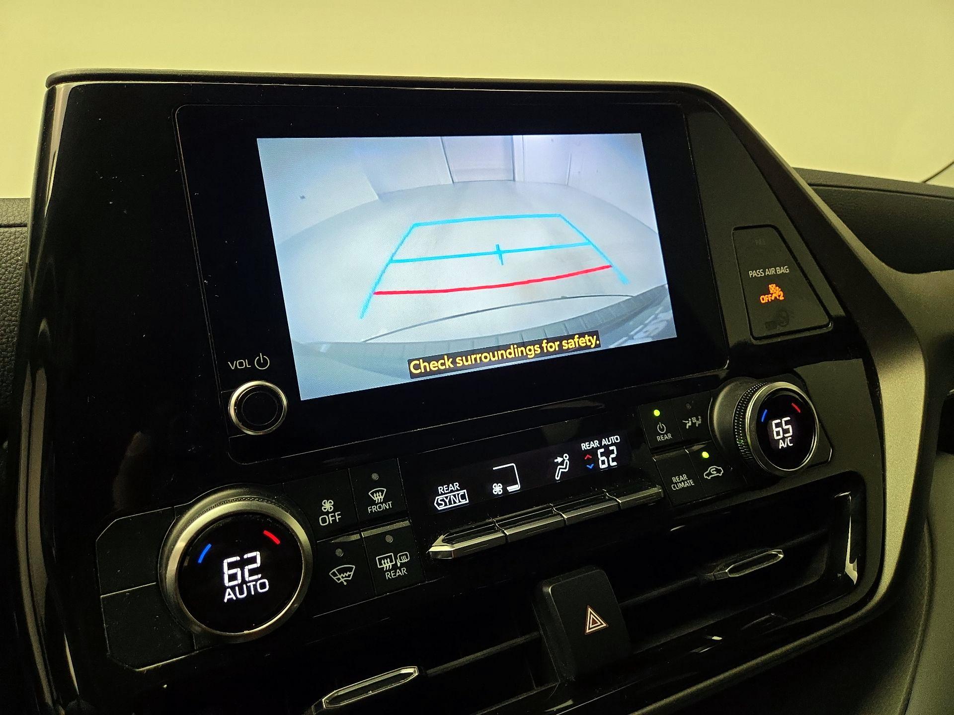Thumbnail: 2024 Toyota Highlander - 14