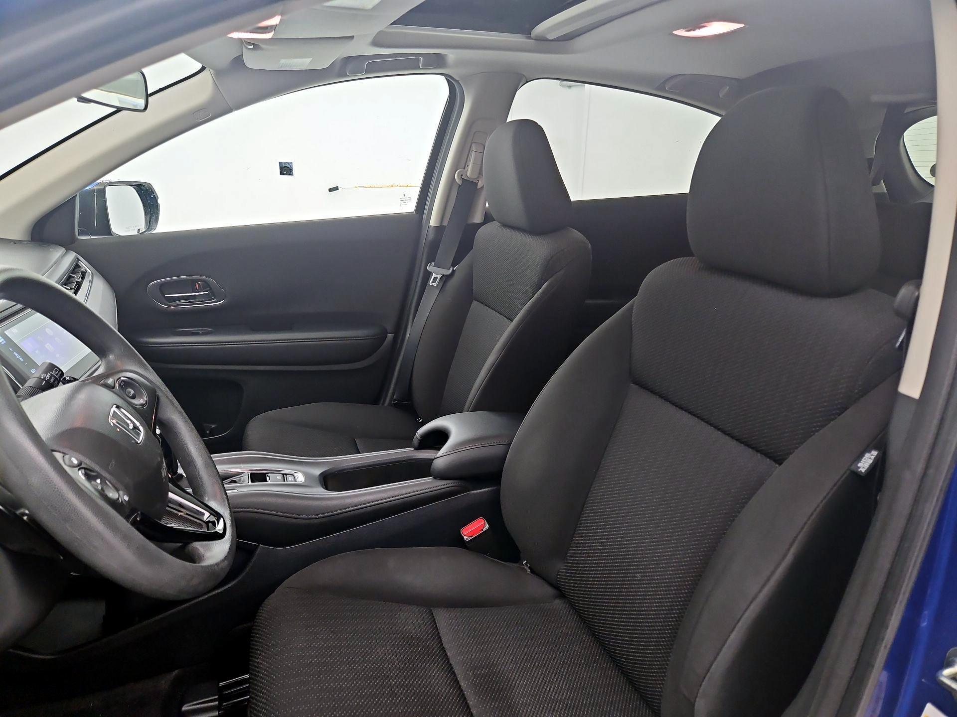 Thumbnail: 2018 Honda HR-V - 11