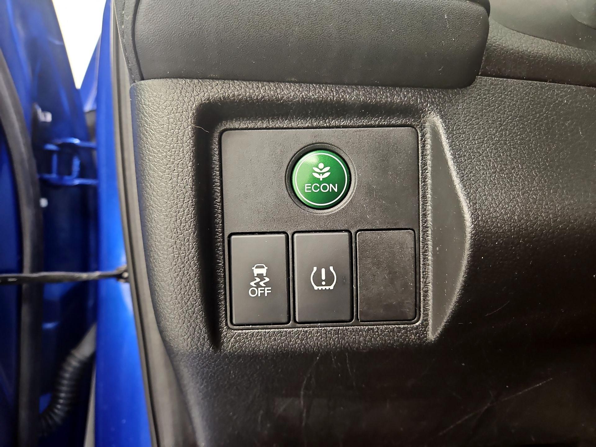 Thumbnail: 2018 Honda HR-V - 13