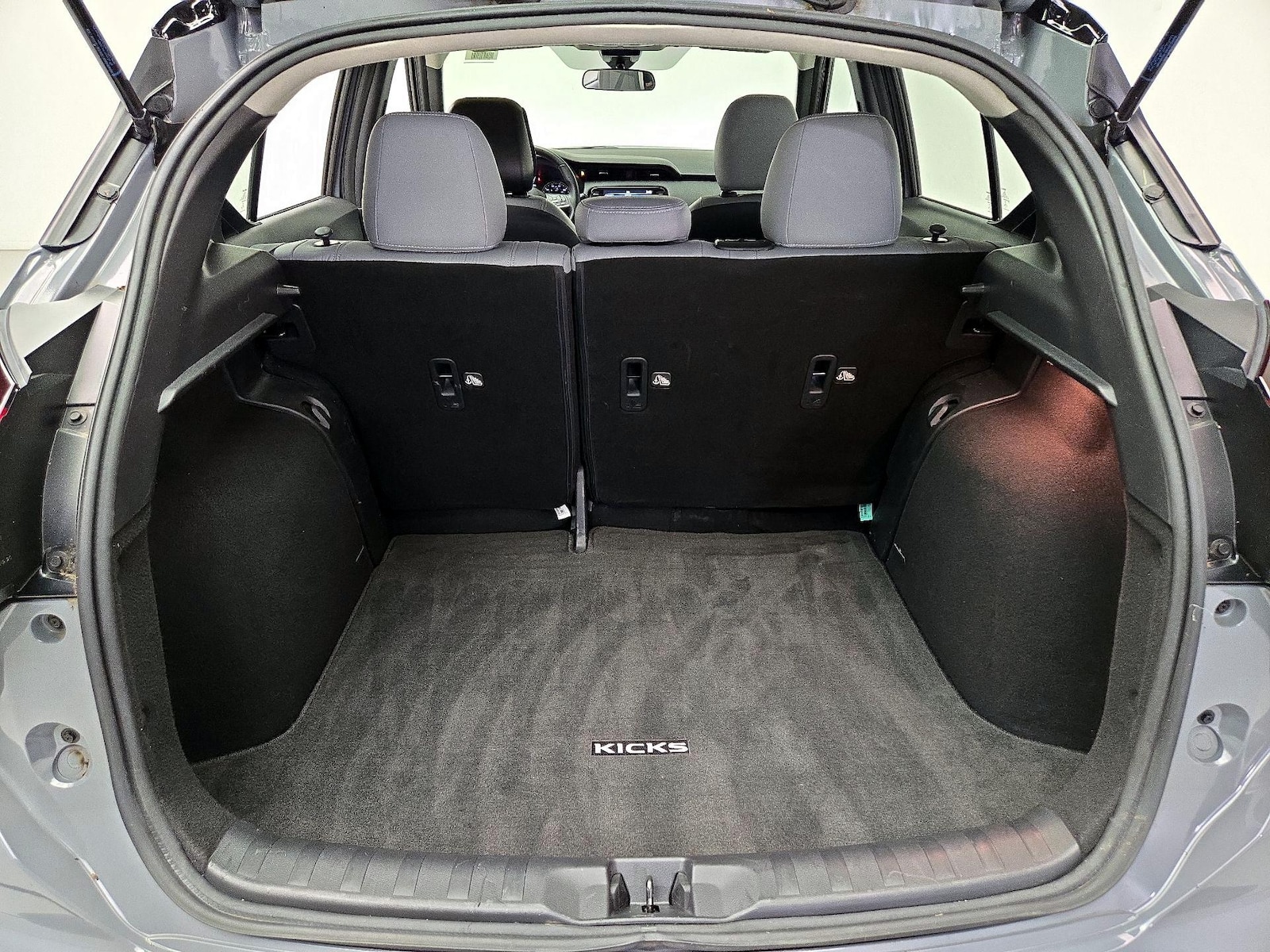 2023 Nissan Kicks SR - Photo 21
