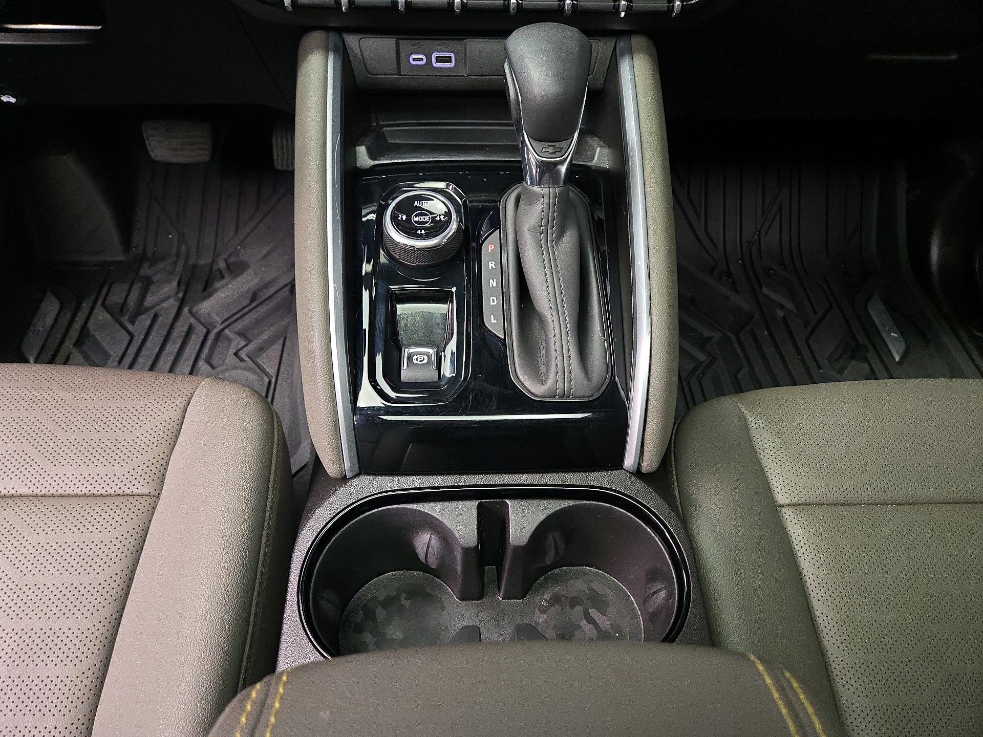 Thumbnail: 2025 Chevrolet Colorado - 18