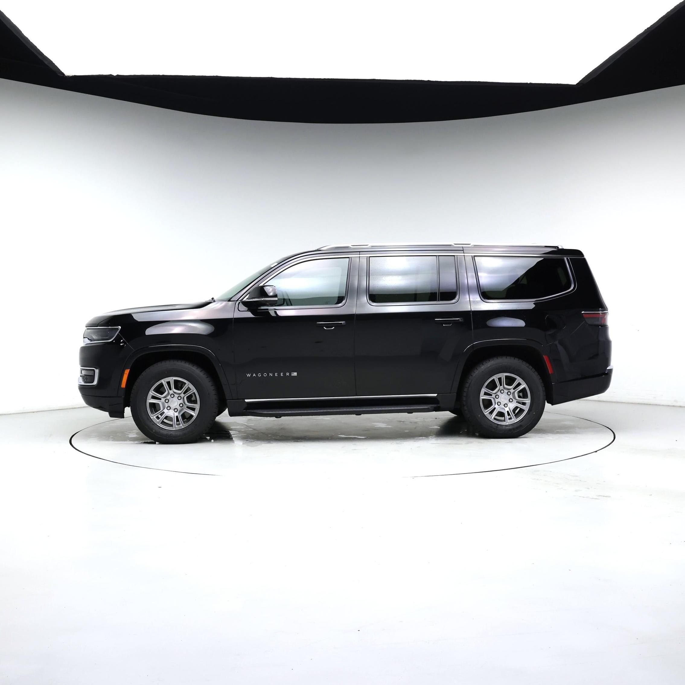 Thumbnail: 2023 Jeep Wagoneer - 3