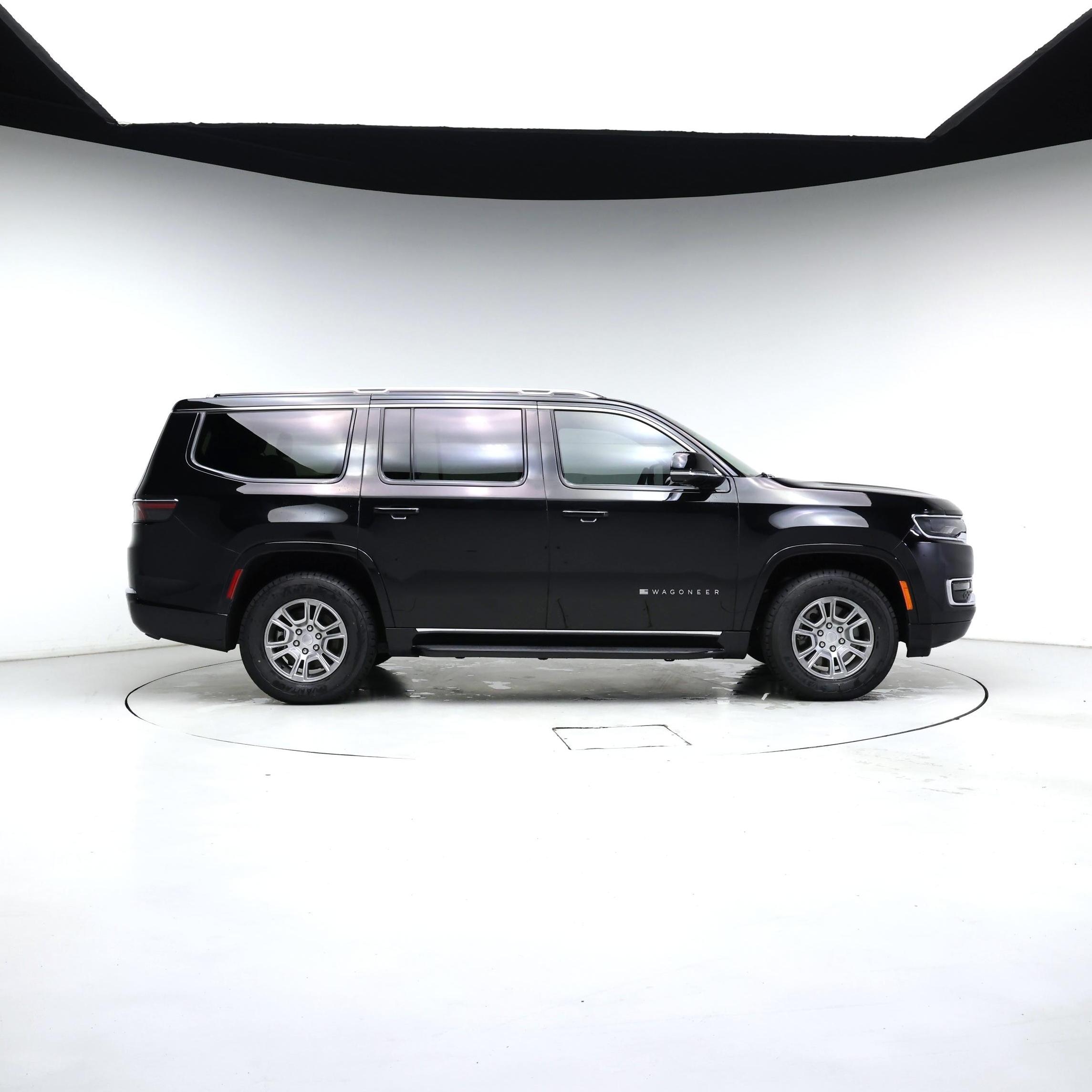 Thumbnail: 2023 Jeep Wagoneer - 7