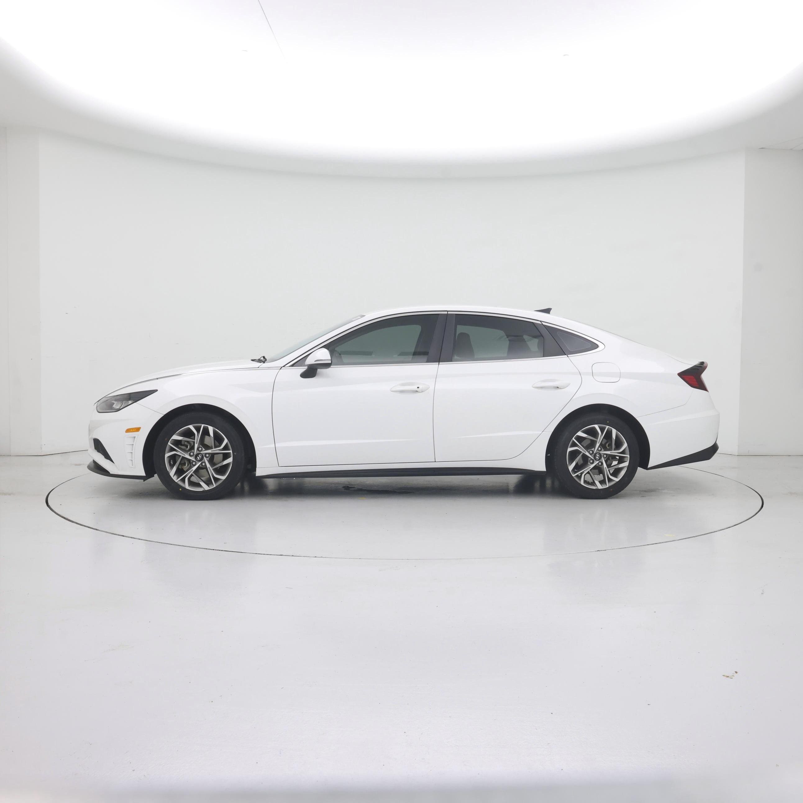 Thumbnail: 2021 Hyundai Sonata - 3