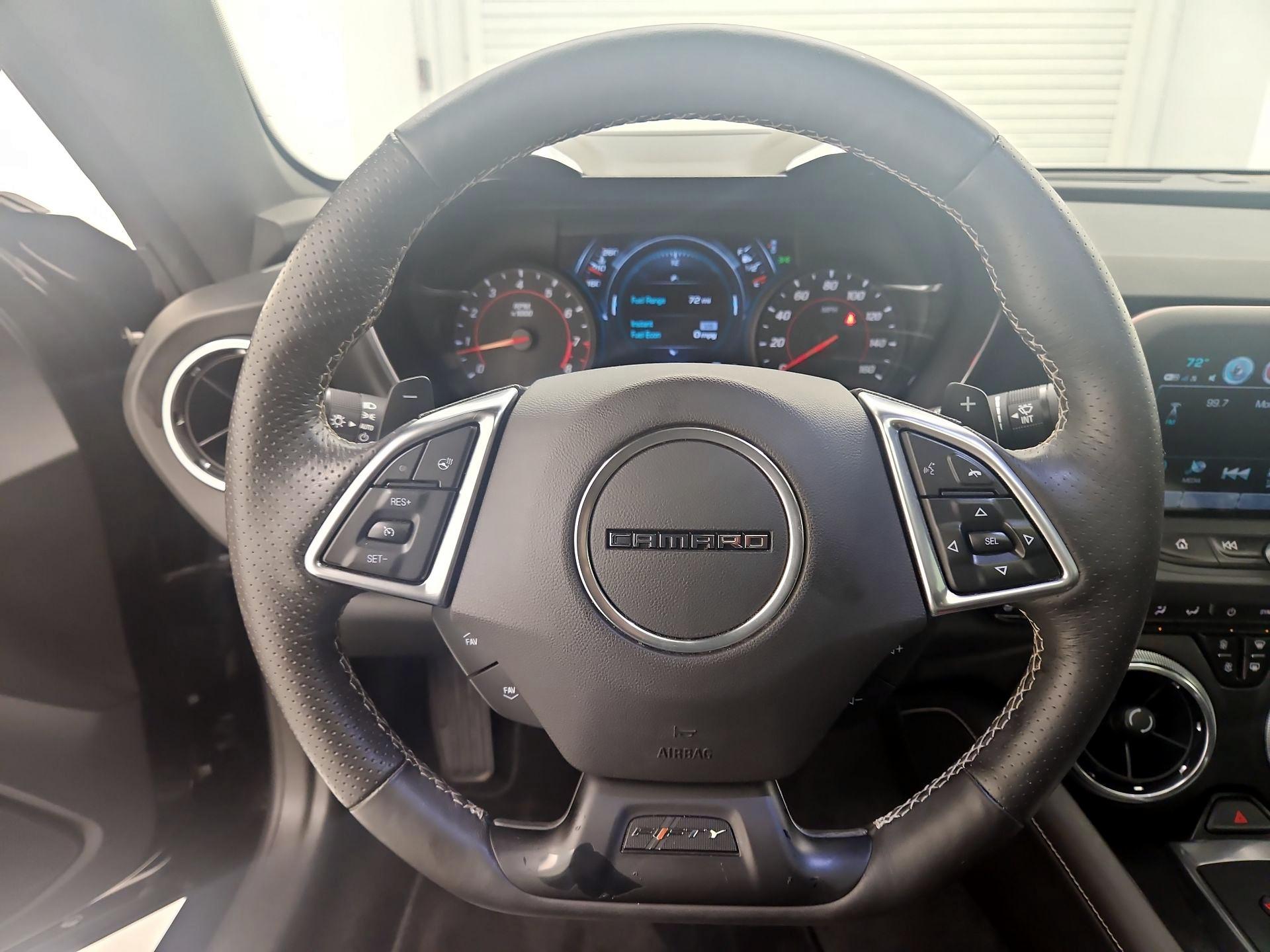 Thumbnail: 2017 Chevrolet Camaro - 10