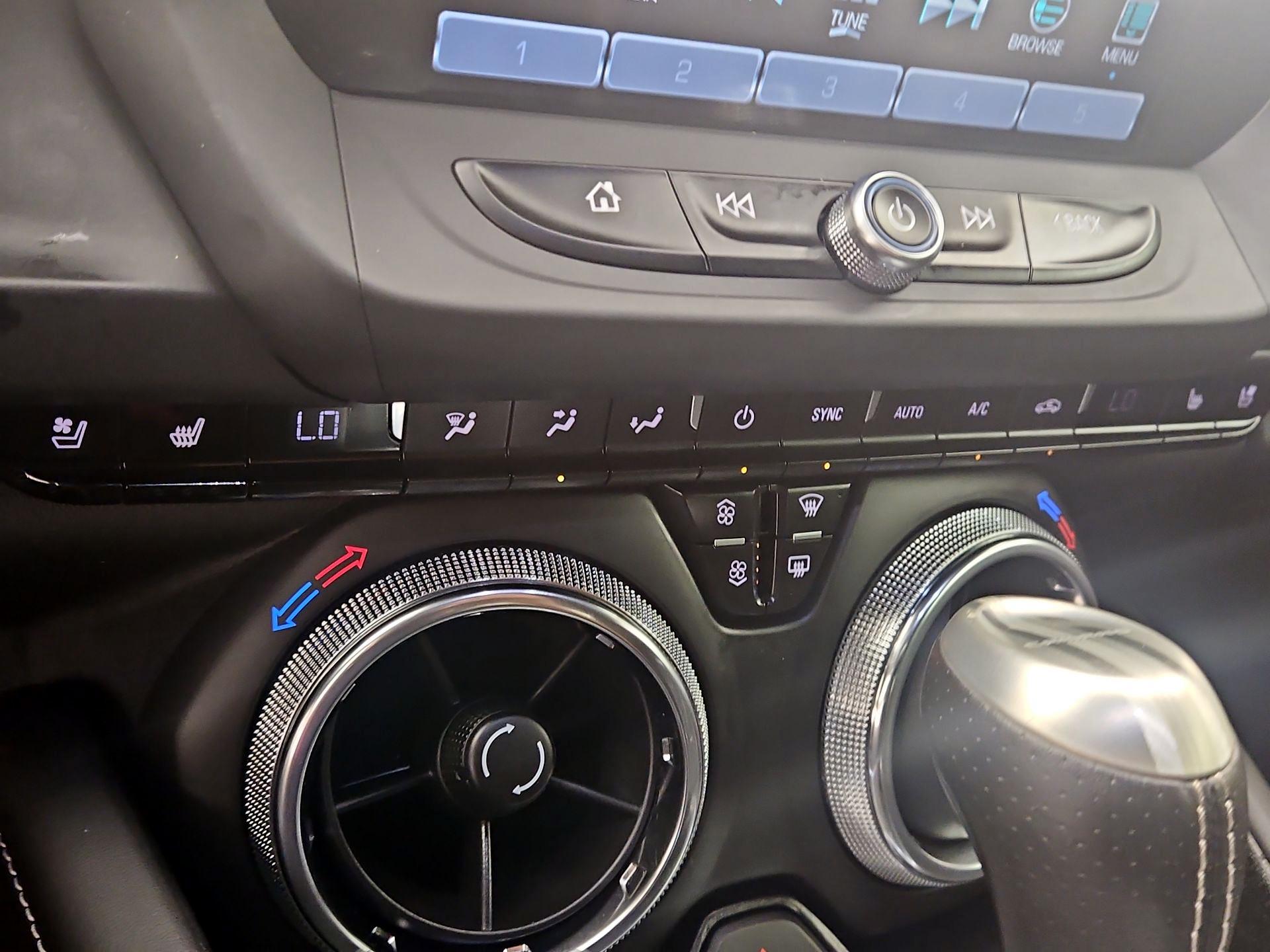 Thumbnail: 2017 Chevrolet Camaro - 16