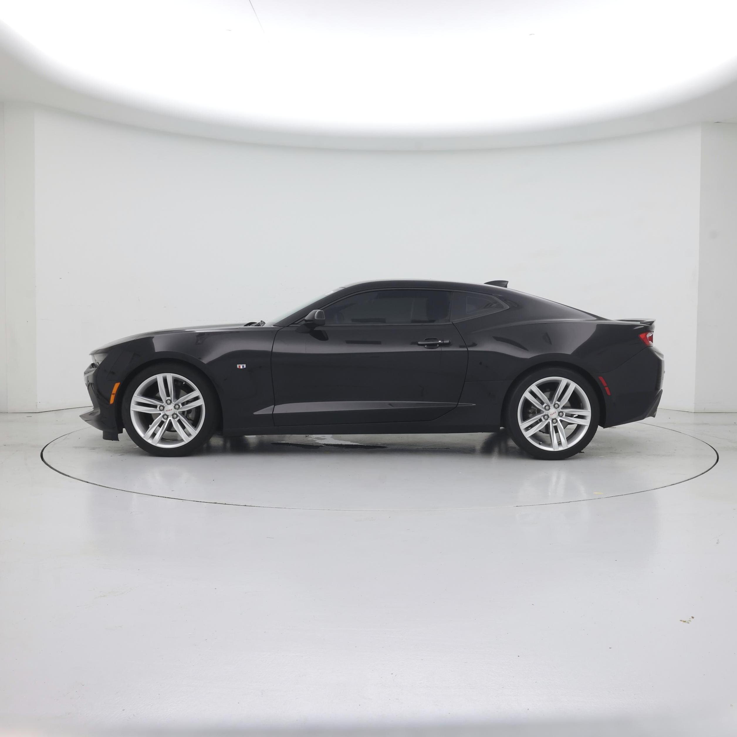 Thumbnail: 2017 Chevrolet Camaro - 3