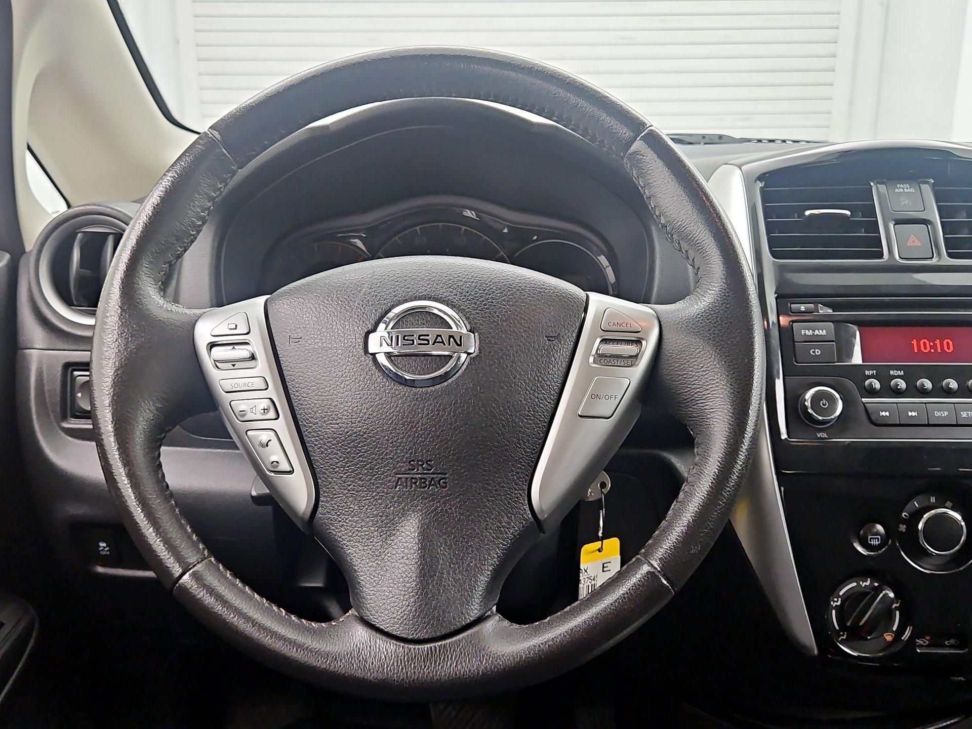Thumbnail: 2015 Nissan Versa Note - 10