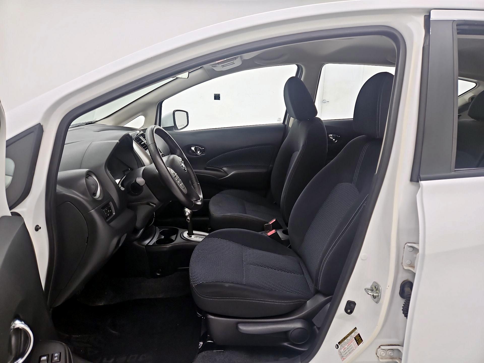 Thumbnail: 2015 Nissan Versa Note - 11