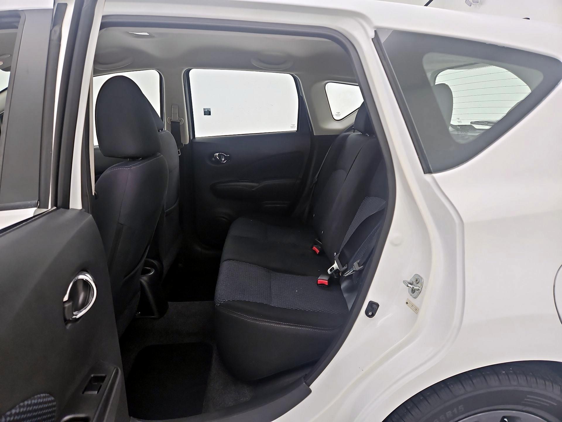 Thumbnail: 2015 Nissan Versa Note - 18