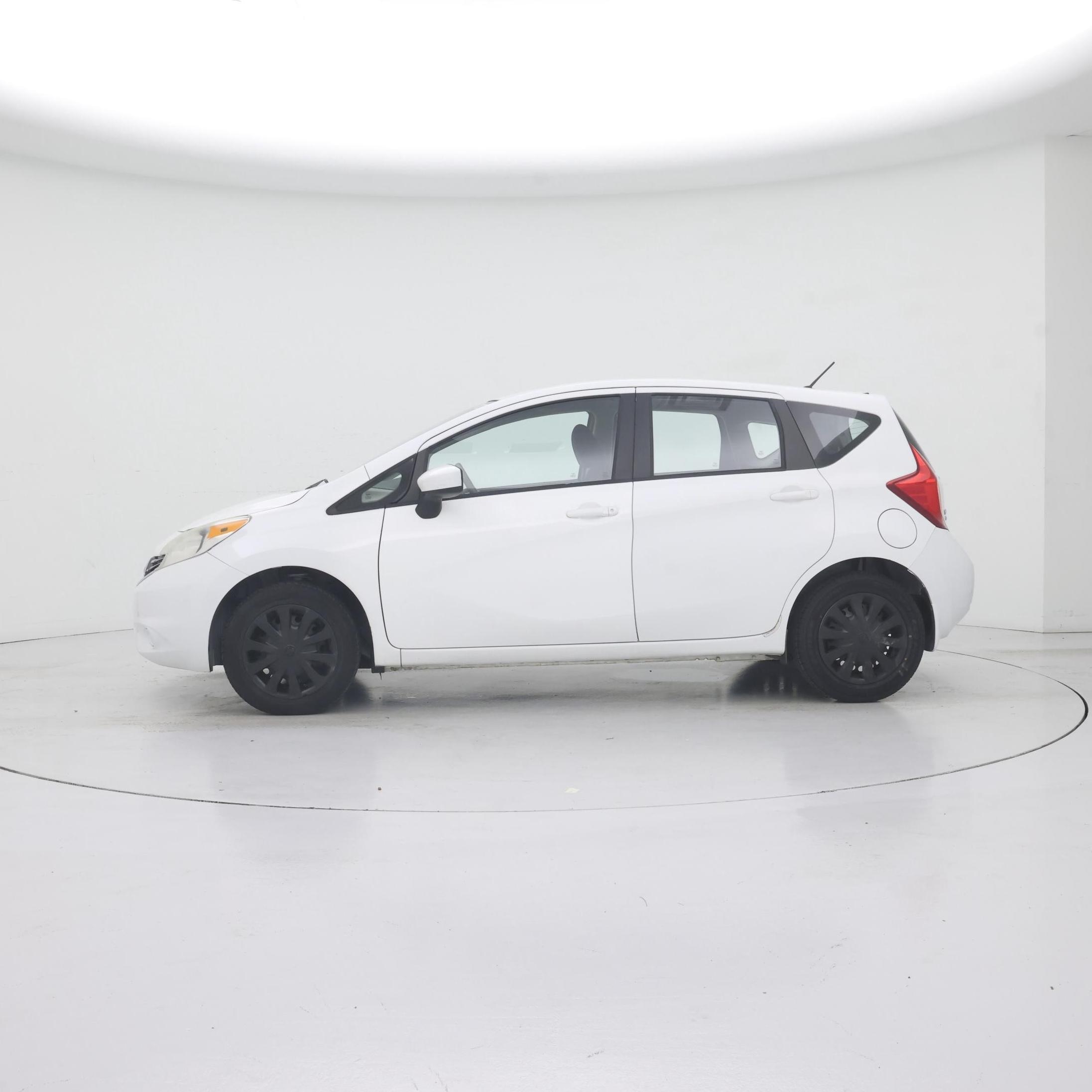 Thumbnail: 2015 Nissan Versa Note - 3