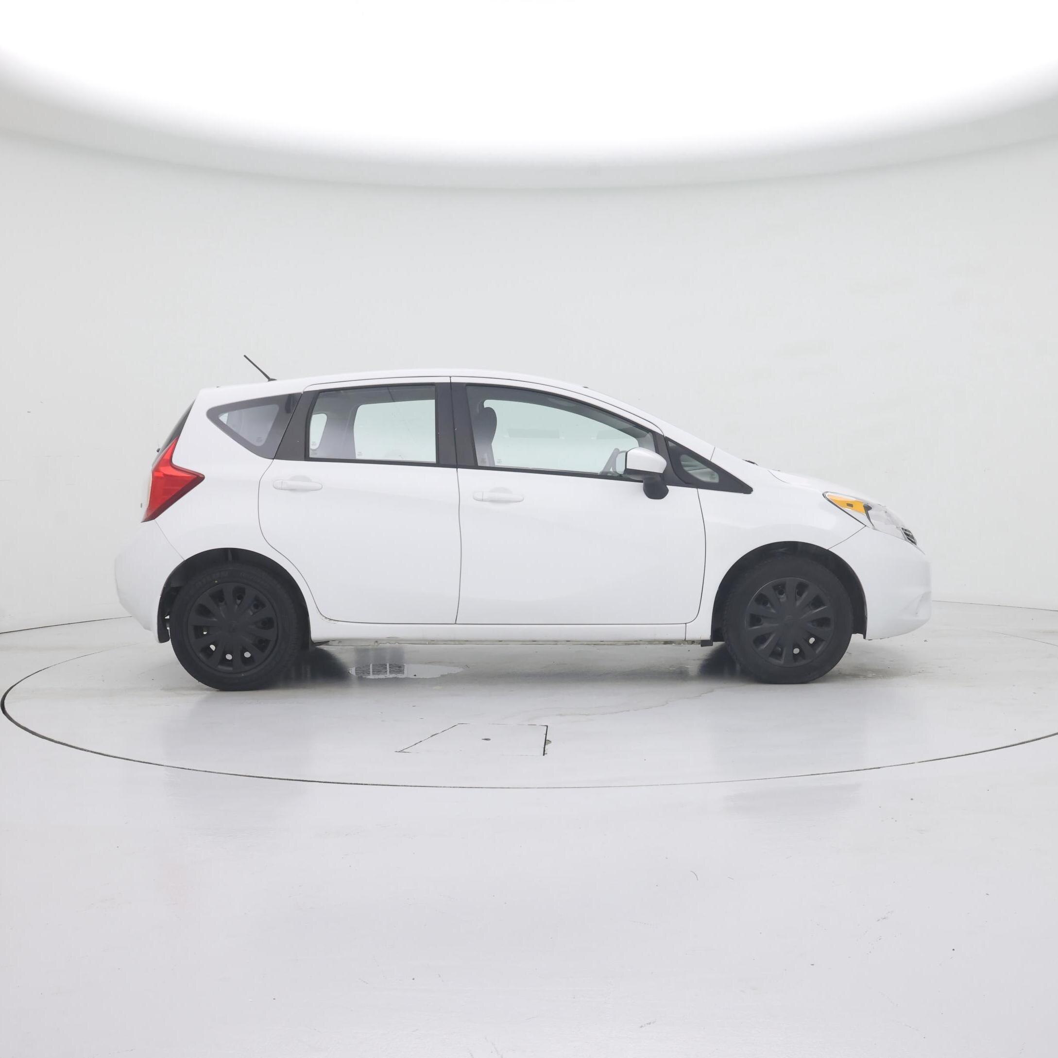 Thumbnail: 2015 Nissan Versa Note - 7