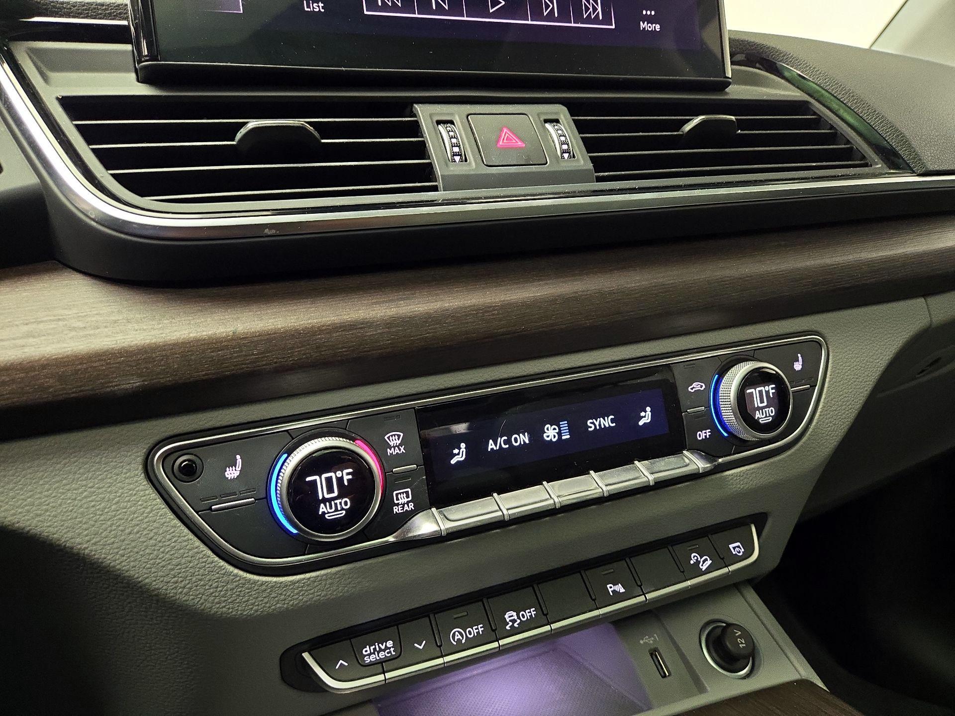 Thumbnail: 2023 Audi Q5 - 16