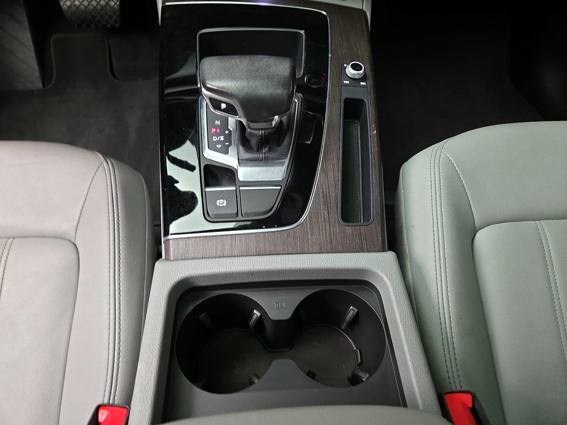 Thumbnail: 2023 Audi Q5 - 17