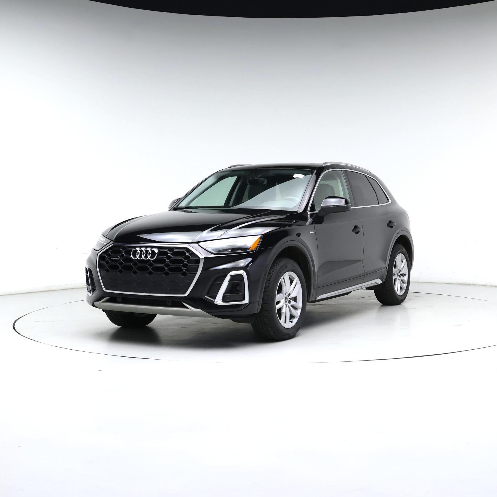 Thumbnail: 2023 Audi Q5 - 4