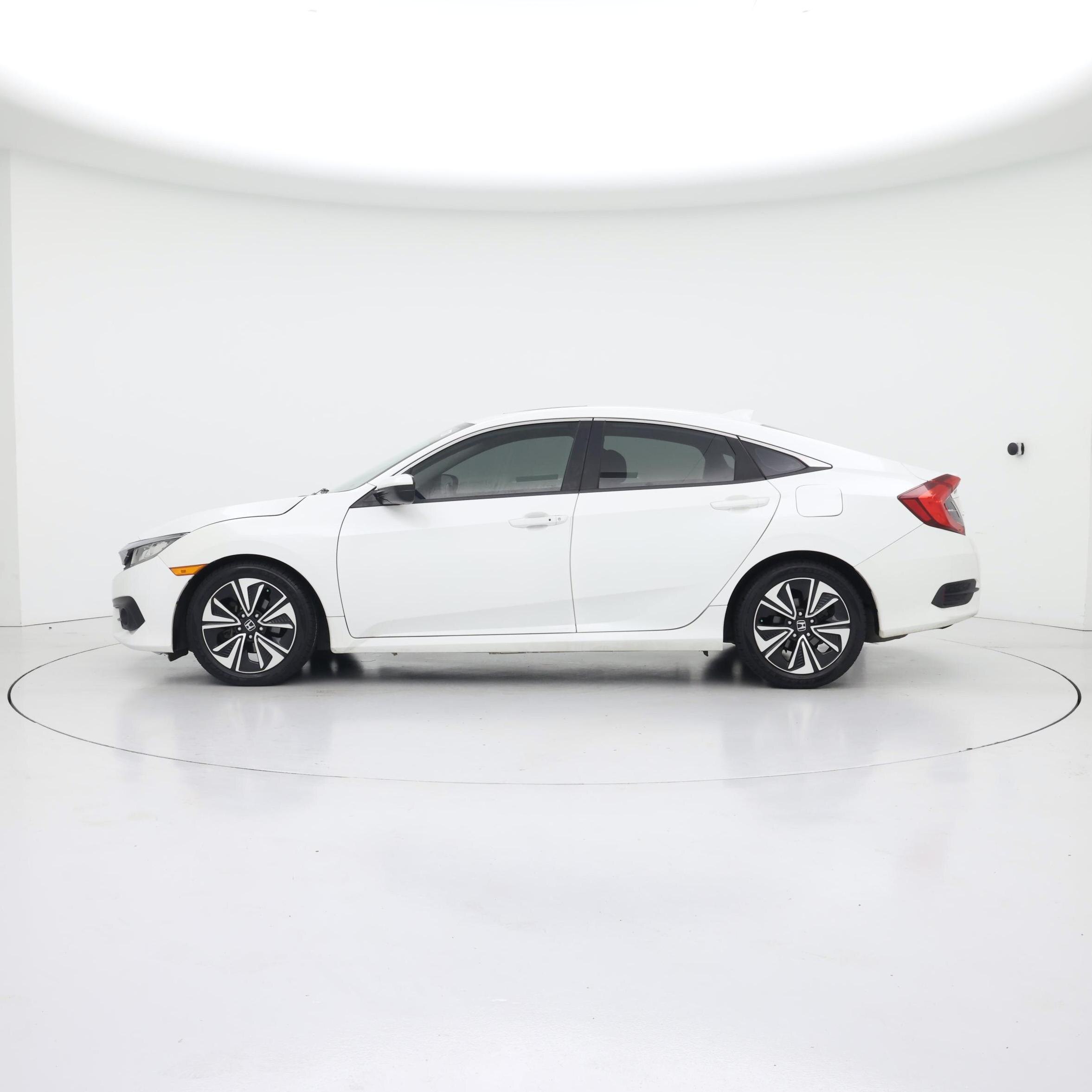 Thumbnail: 2018 Honda Civic - 3