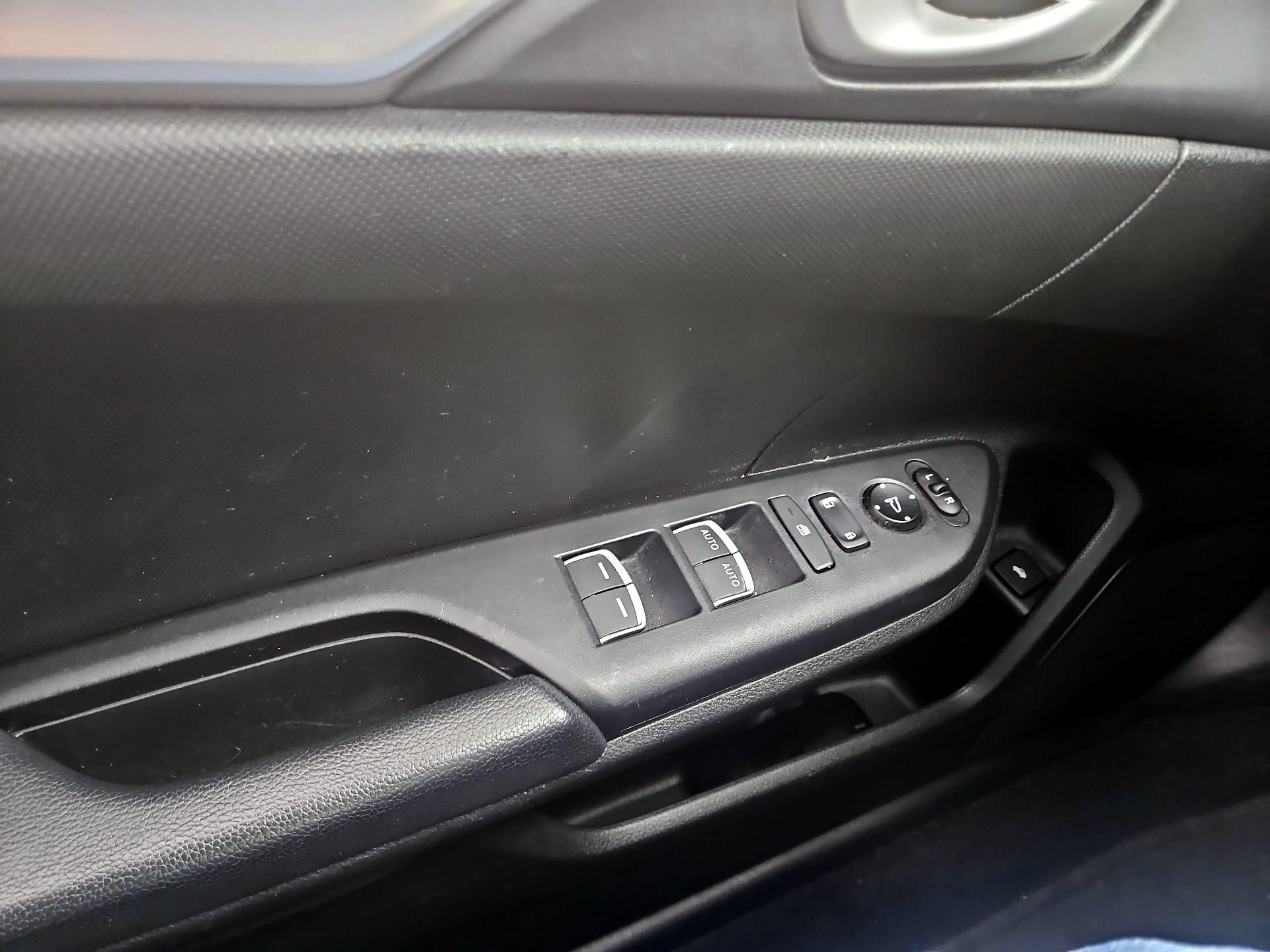 Thumbnail: 2020 Honda Civic - 12