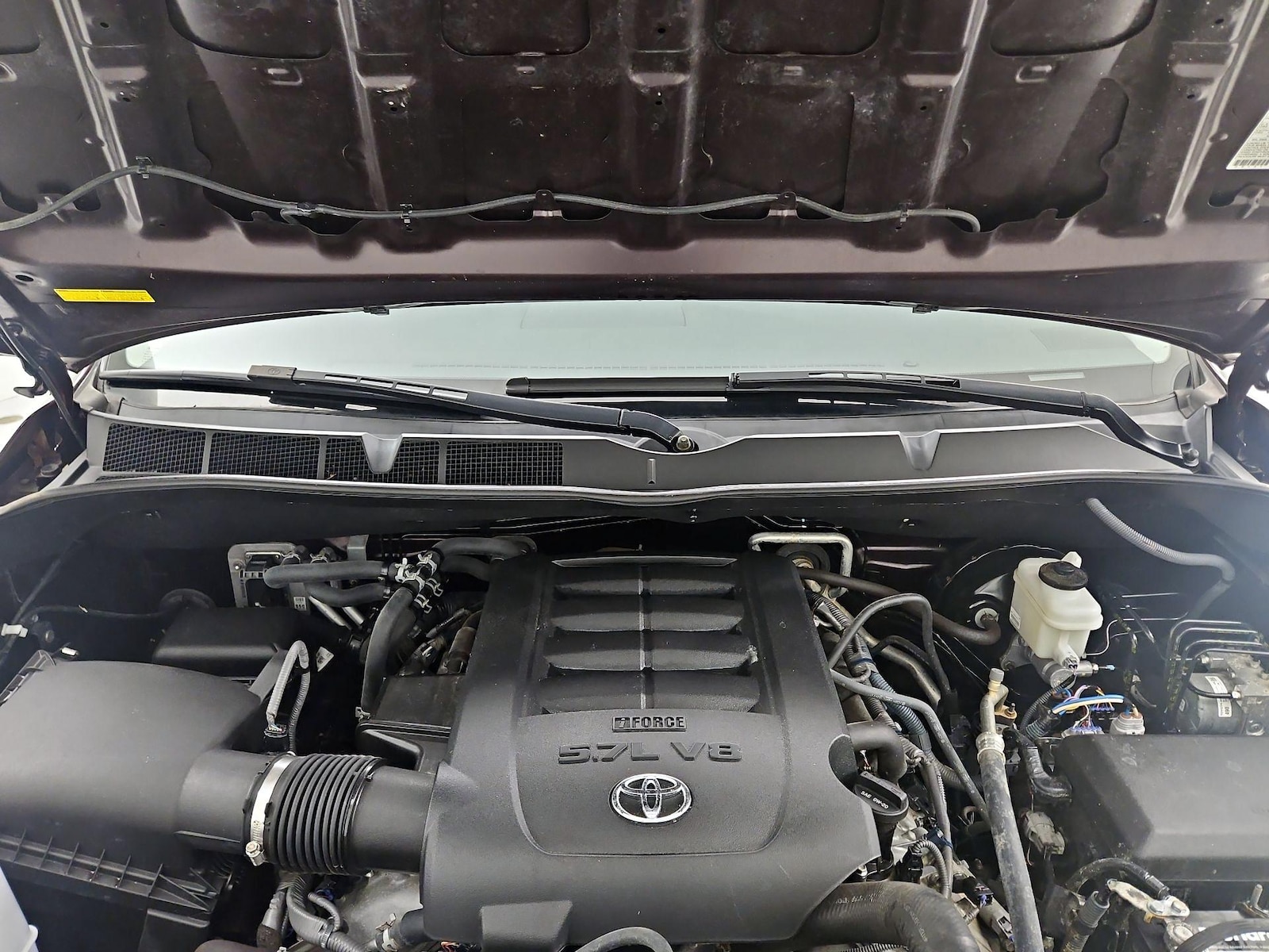 2019 Toyota Sequoia SR5 - Photo 24