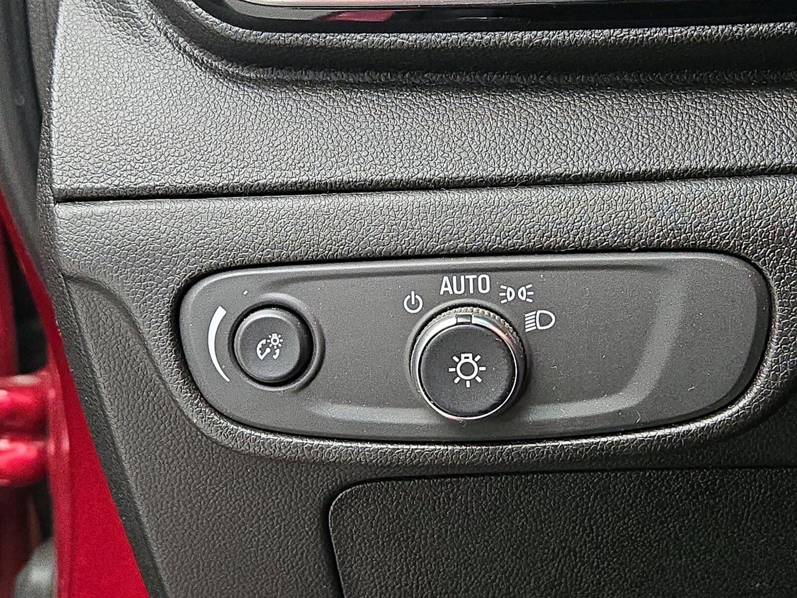 2023 Chevrolet Bolt EV 2LT - Photo 14