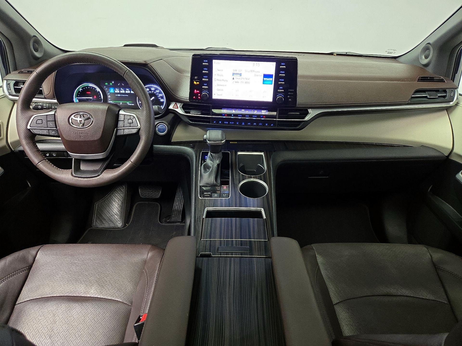 Thumbnail: 2022 Toyota Sienna - 9