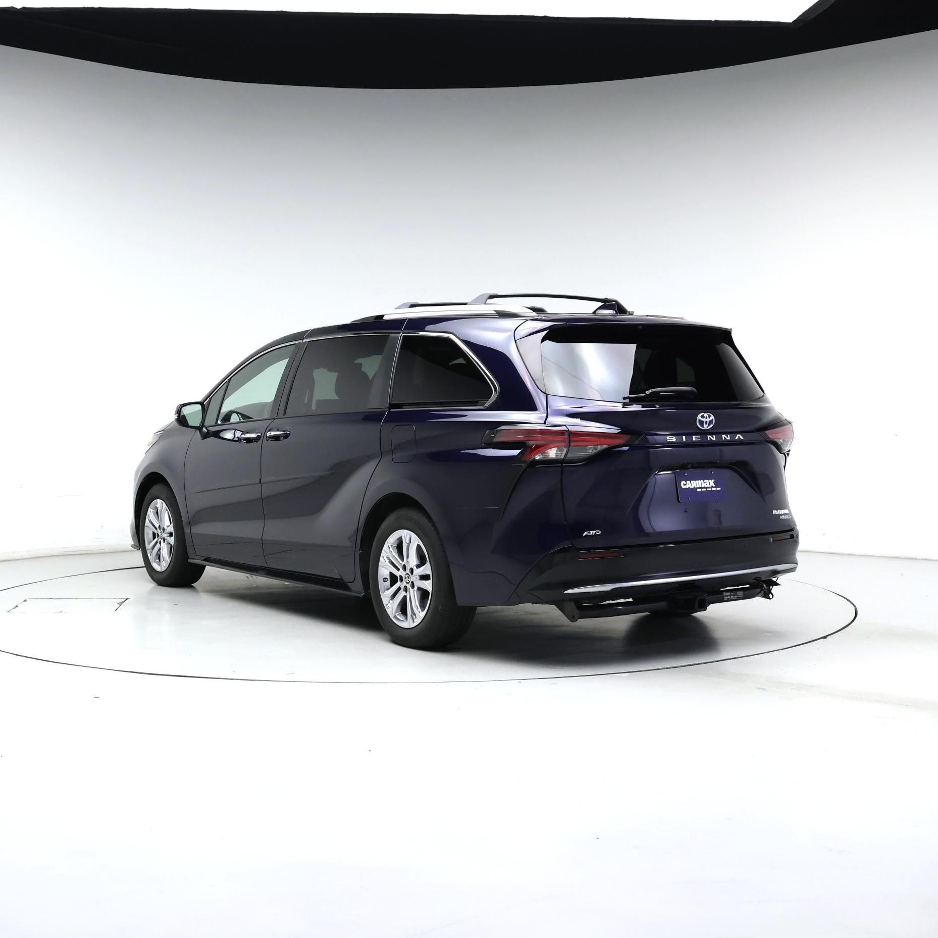 Thumbnail: 2022 Toyota Sienna - 2