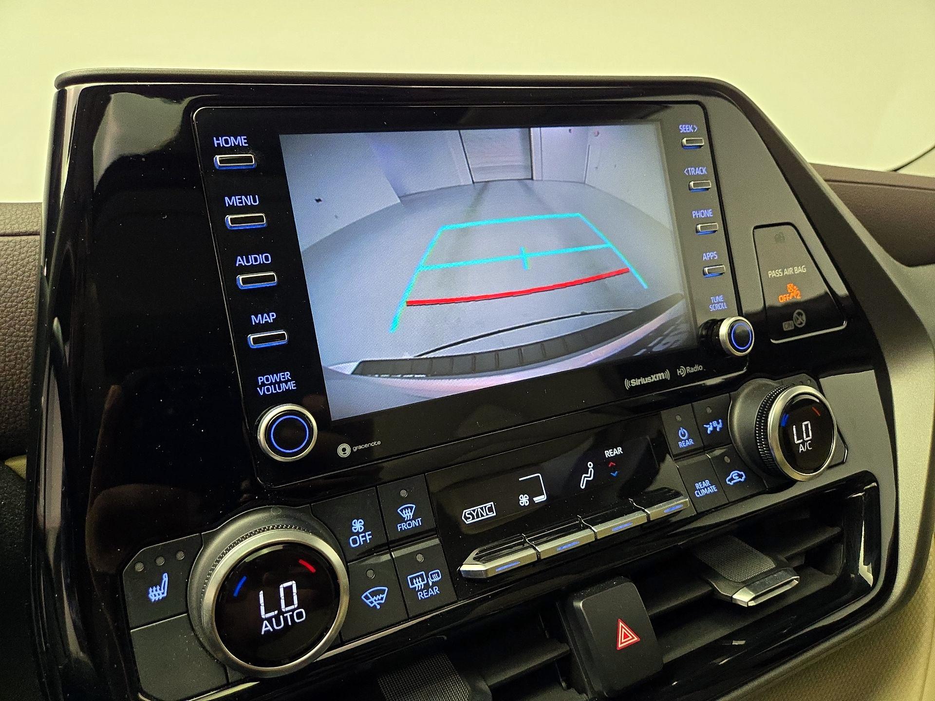 Thumbnail: 2022 Toyota Highlander - 14