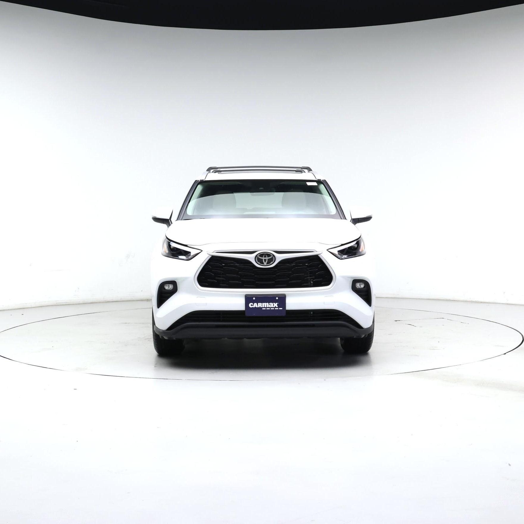Thumbnail: 2022 Toyota Highlander - 5