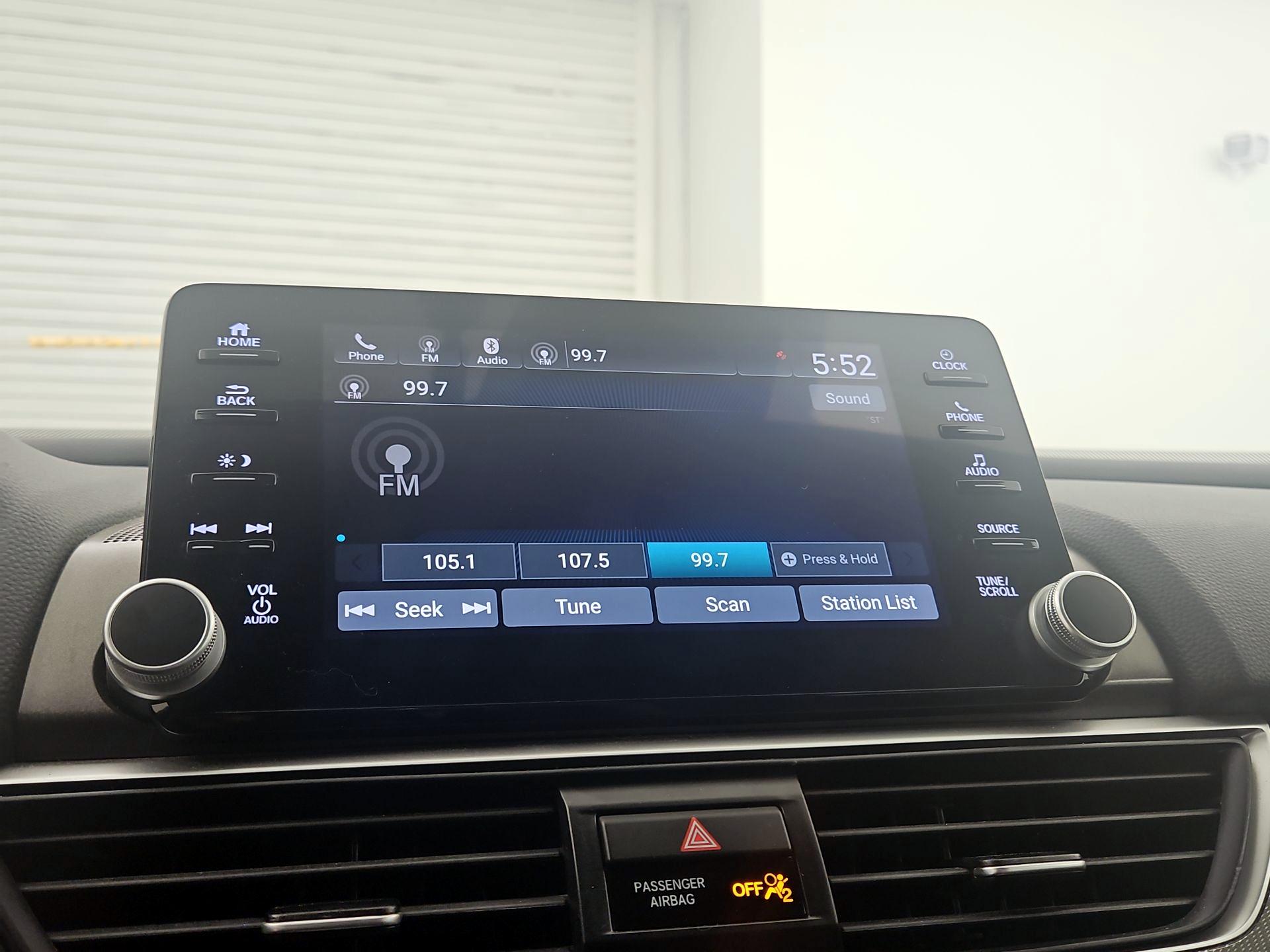 Thumbnail: 2019 Honda Accord - 15