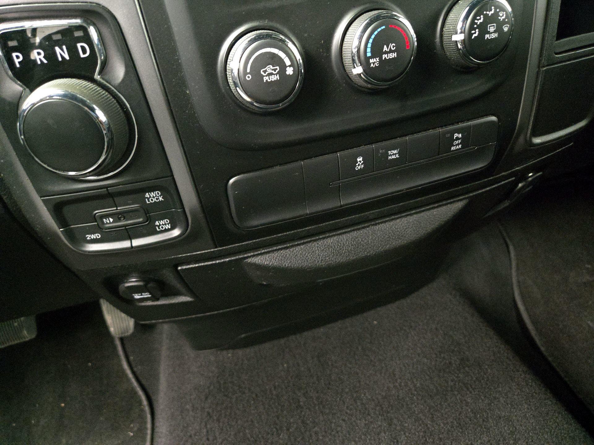 Thumbnail: 2021 RAM 1500 Classic - 18