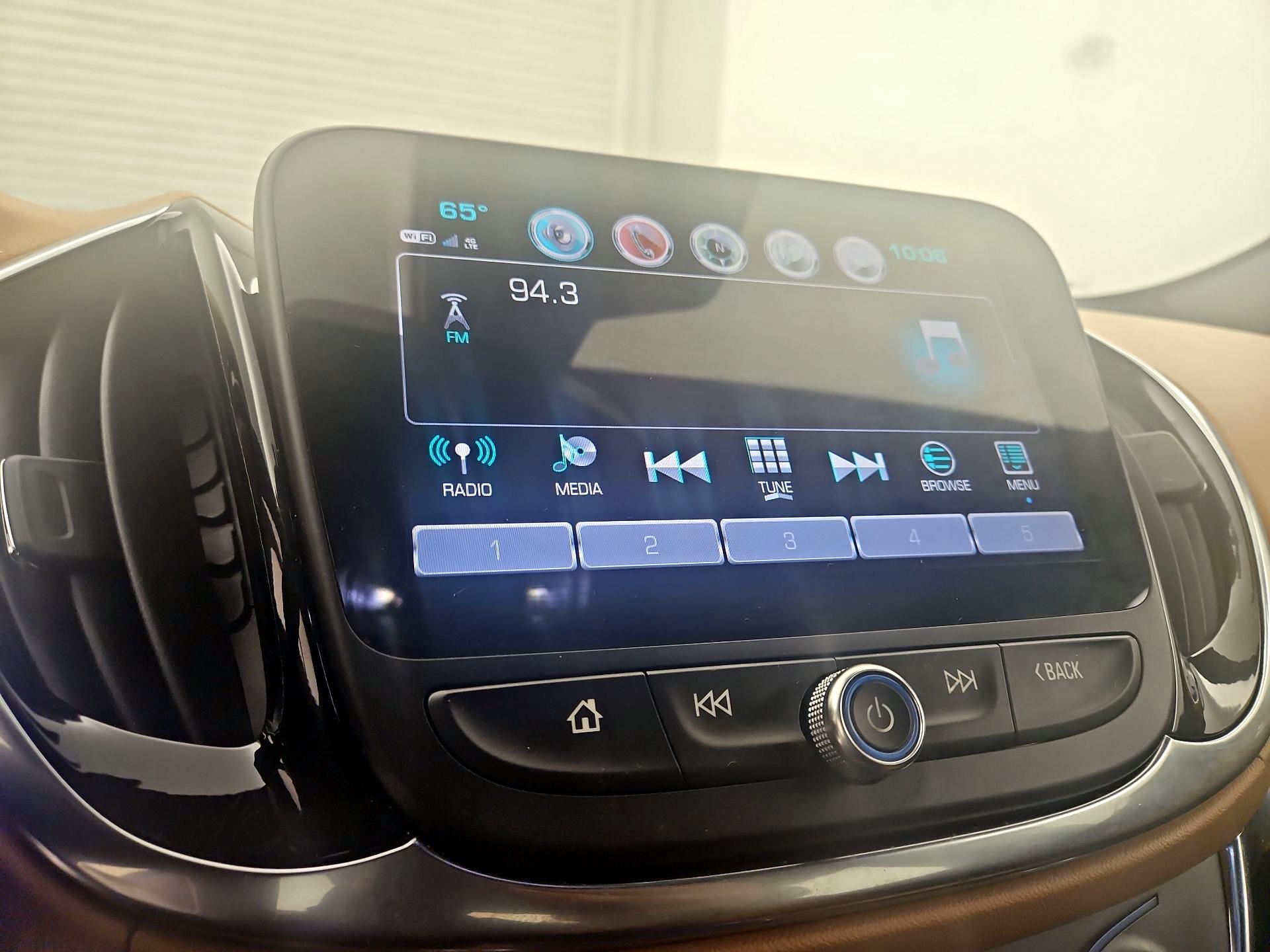 Thumbnail: 2018 Chevrolet Volt - 15