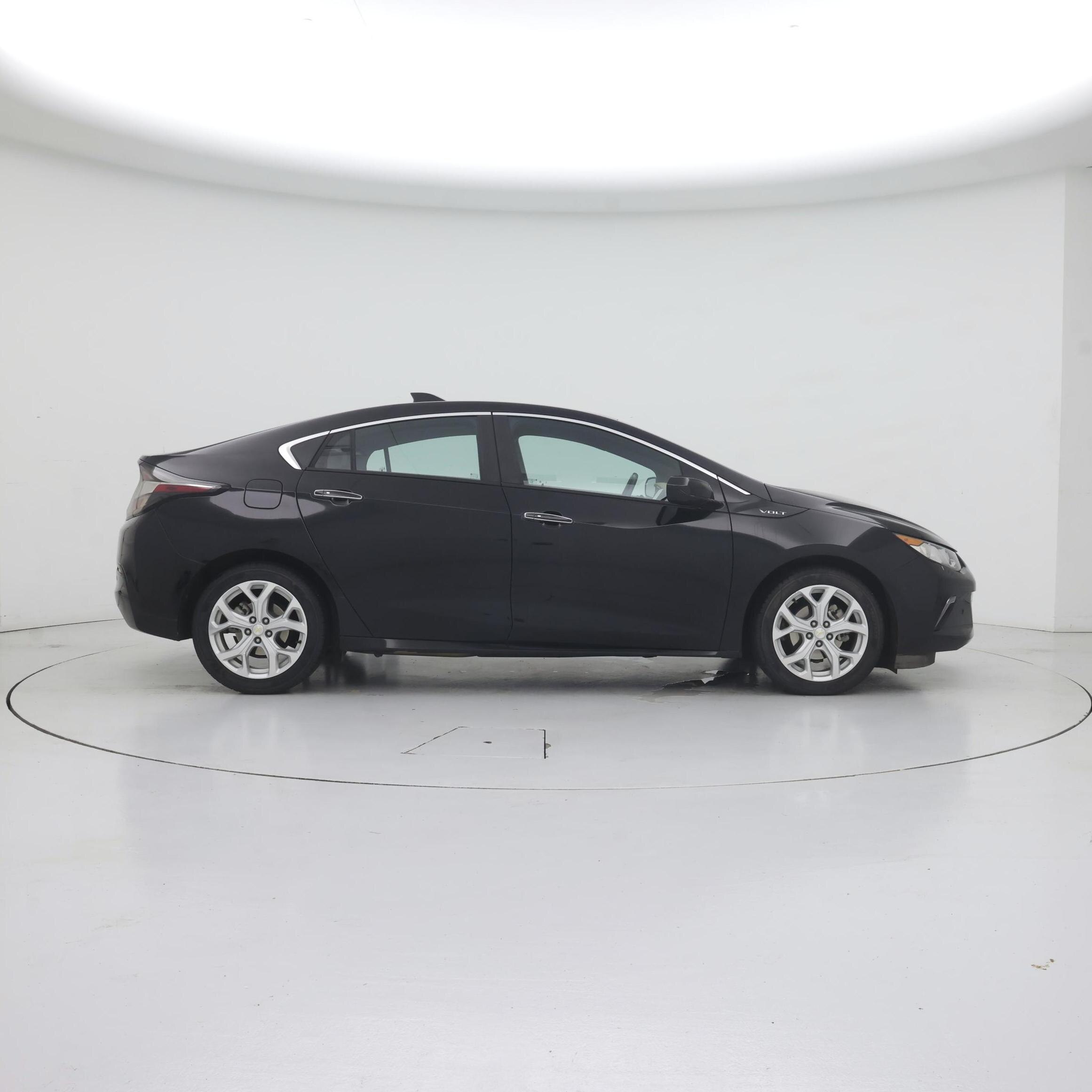Thumbnail: 2018 Chevrolet Volt - 7