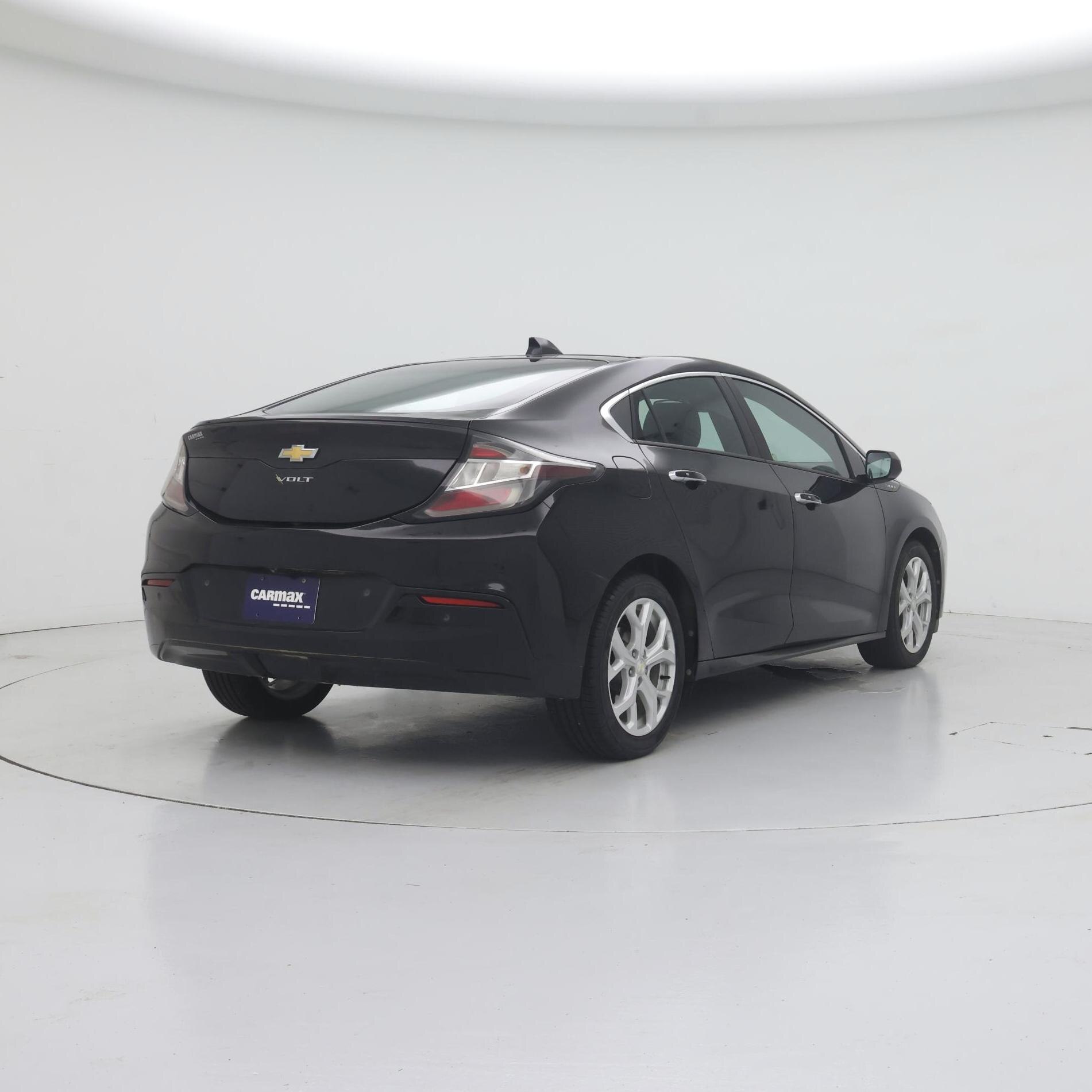 Thumbnail: 2018 Chevrolet Volt - 8