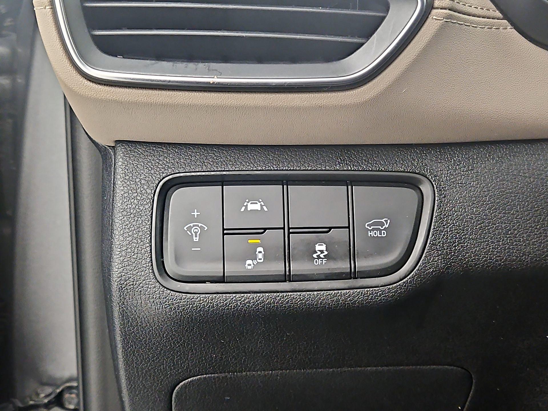 Thumbnail: 2019 Hyundai Santa Fe - 13