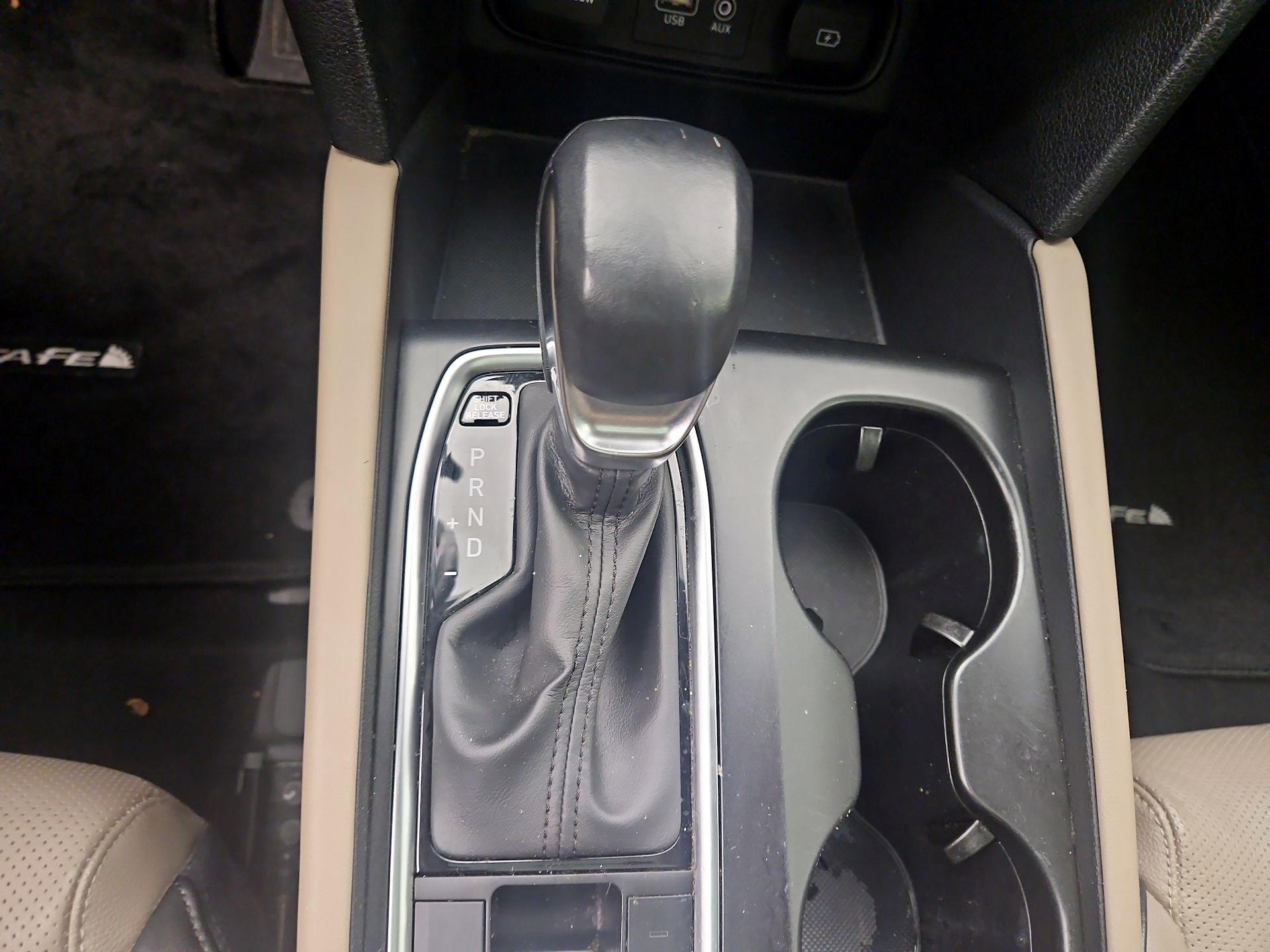 Thumbnail: 2019 Hyundai Santa Fe - 17