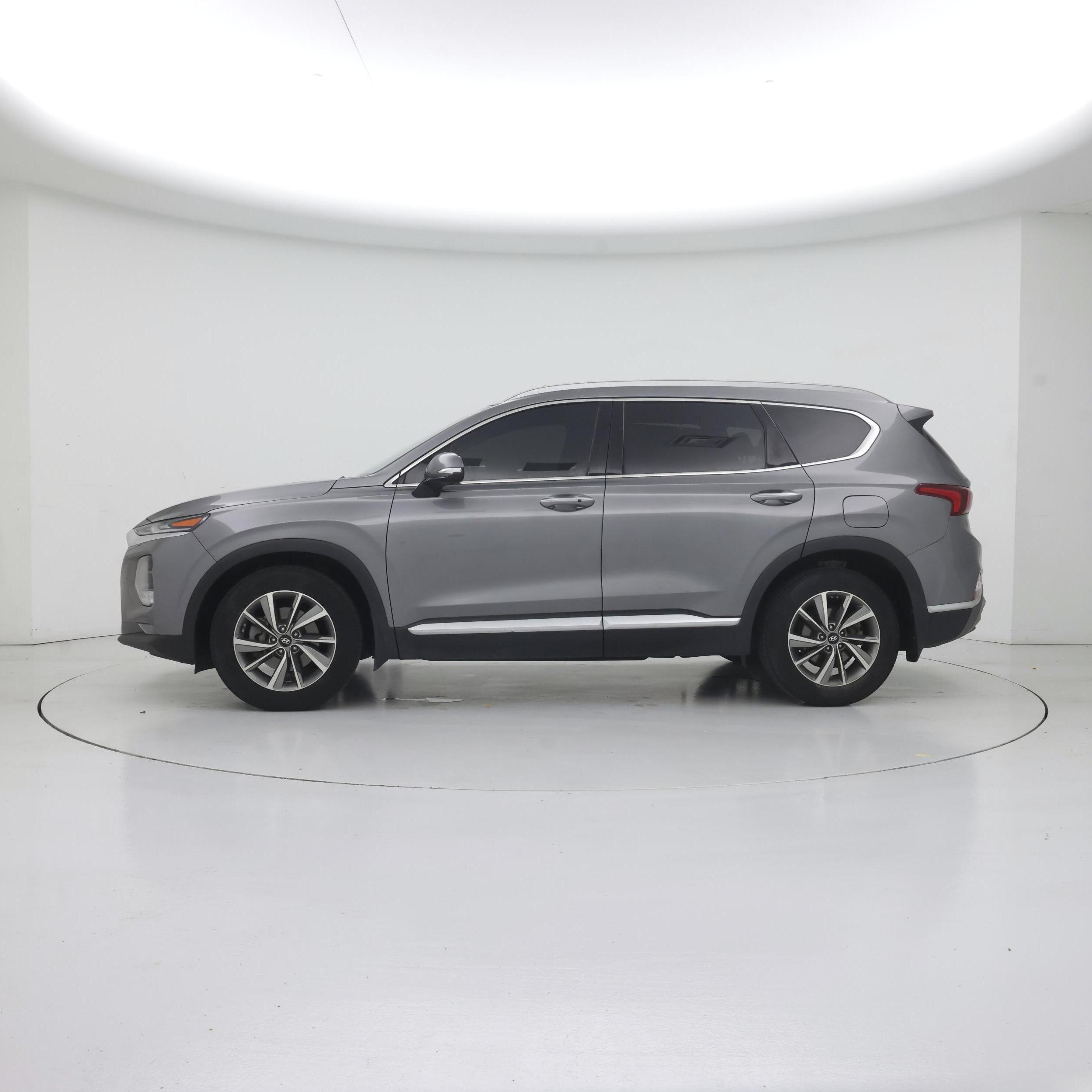 Thumbnail: 2019 Hyundai Santa Fe - 3