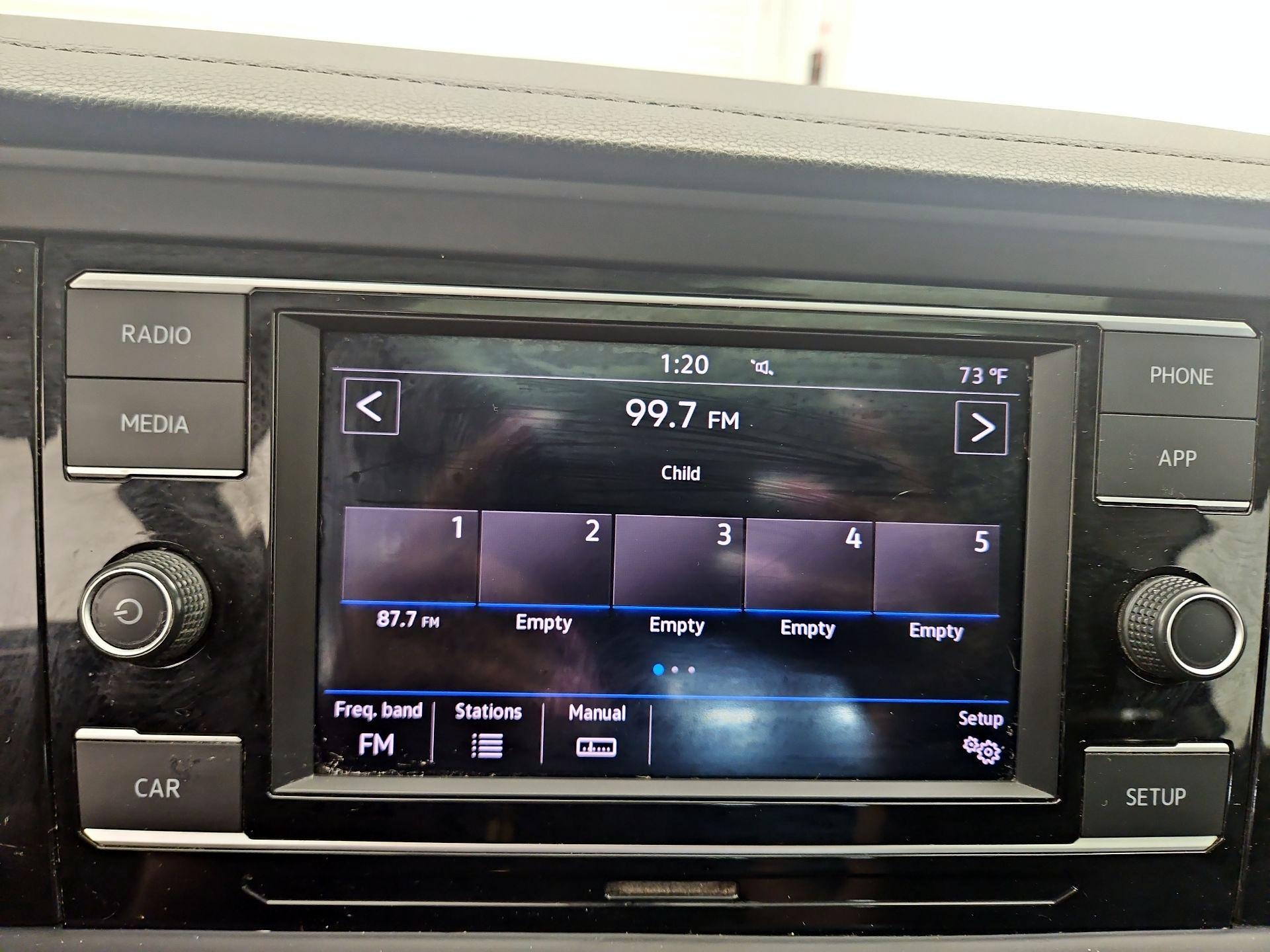 Thumbnail: 2019 Volkswagen Jetta - 15