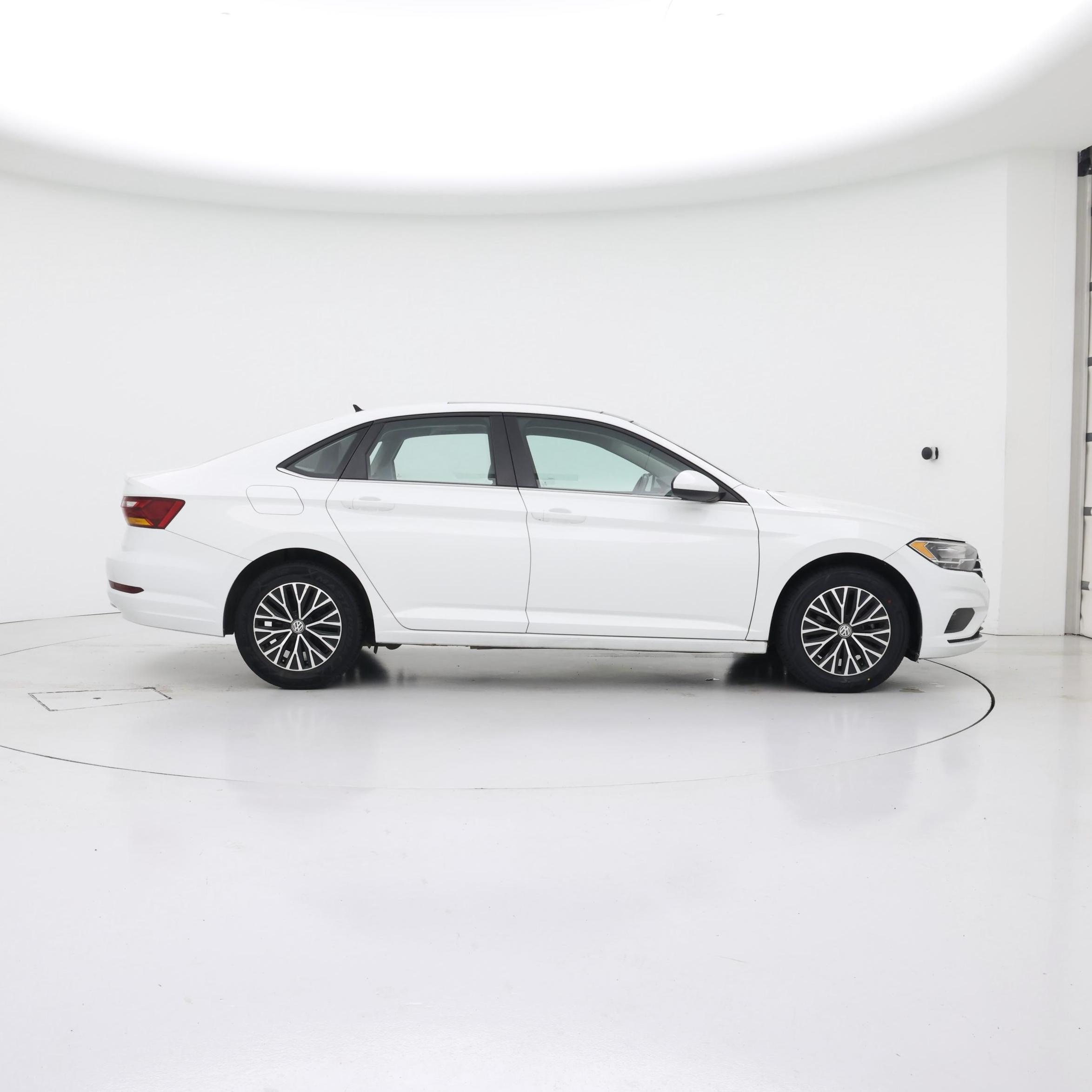 Thumbnail: 2019 Volkswagen Jetta - 7