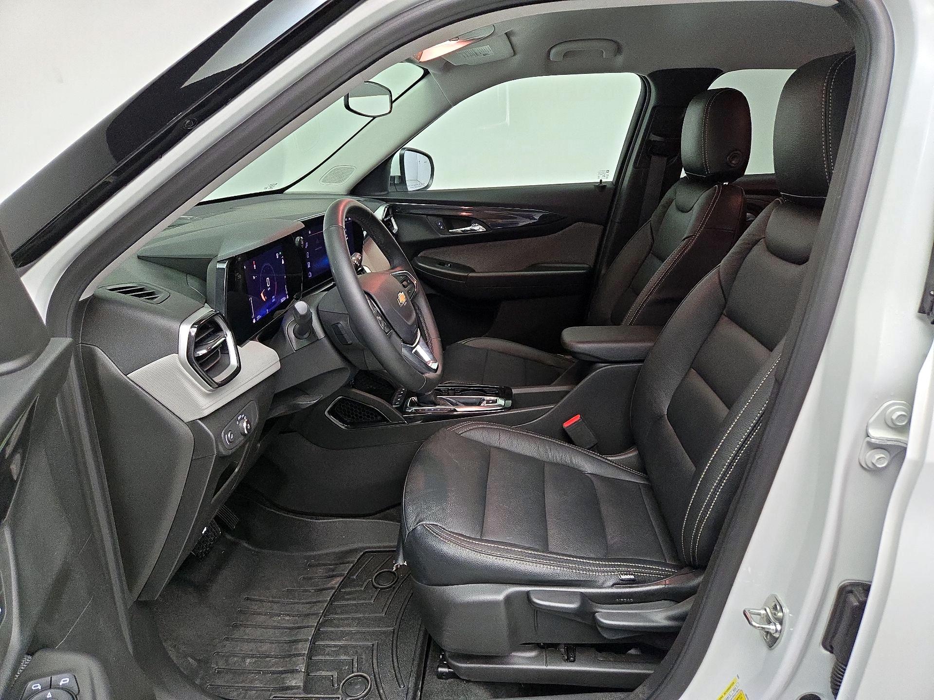 Thumbnail: 2025 Chevrolet TrailBlazer - 11