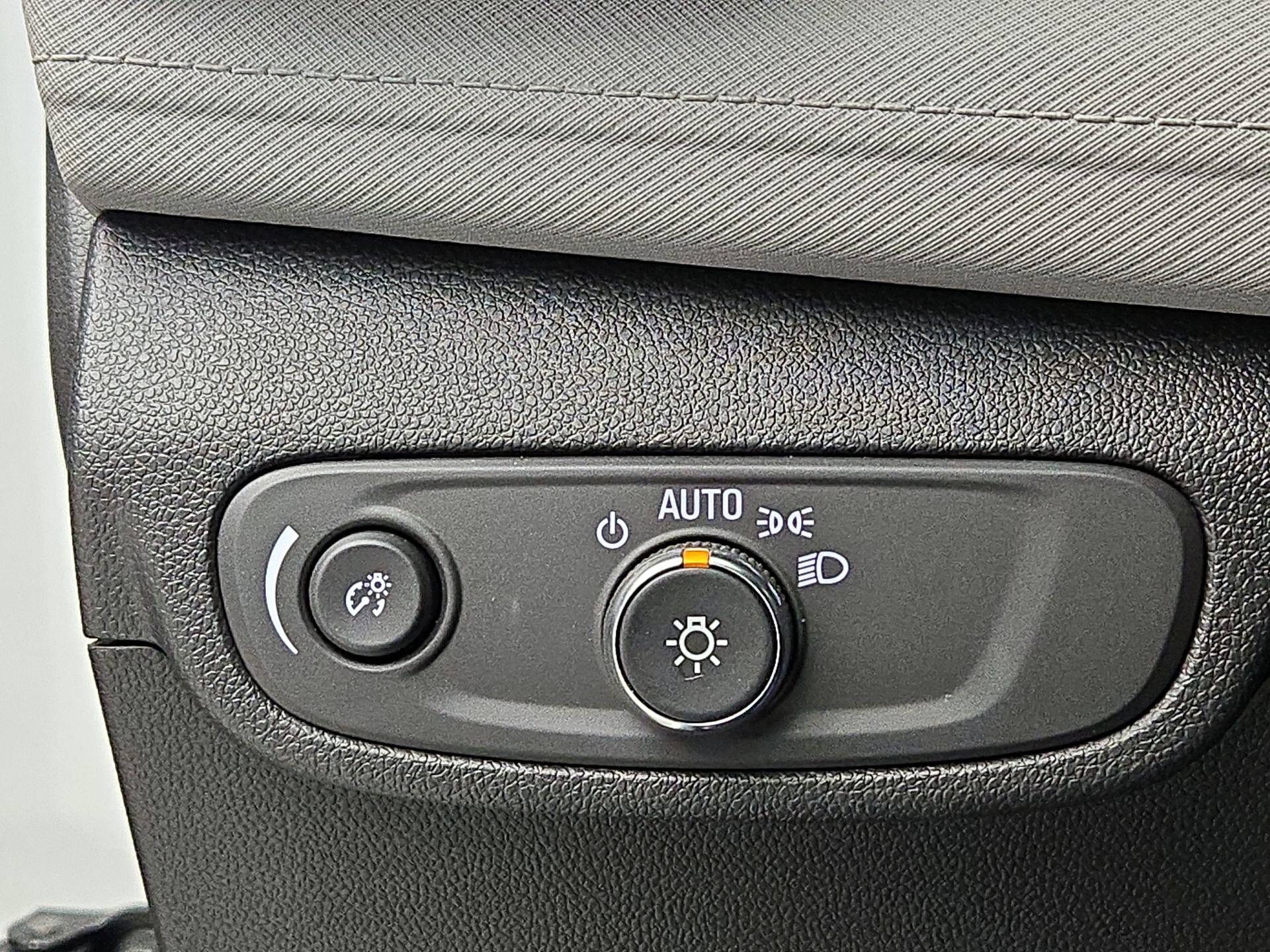 Thumbnail: 2025 Chevrolet TrailBlazer - 13